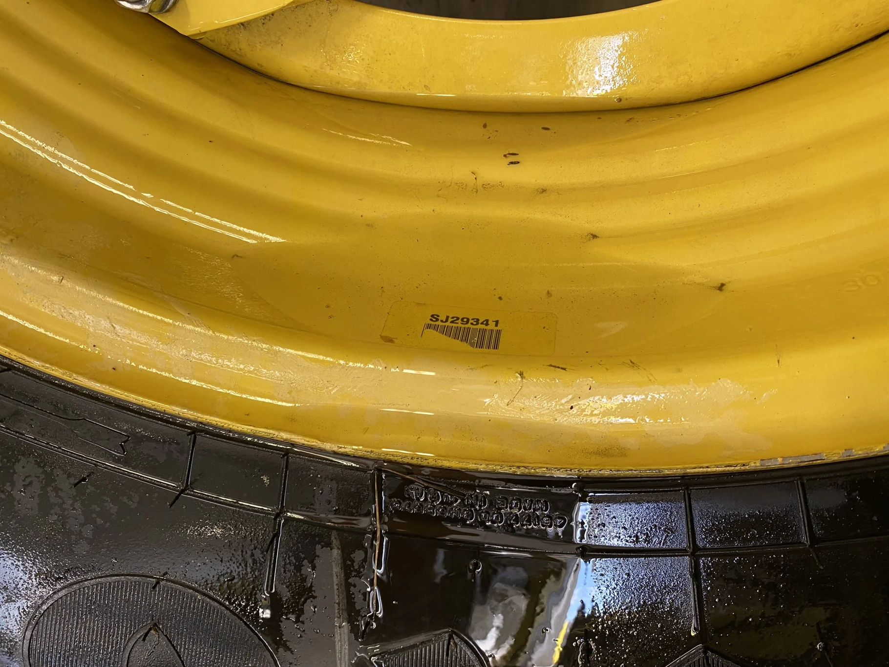 Used 98% 460/85R30 Firestone Performer EVO R-1W (145D) TL on a 15 x 30 JD Yellow GKN Style Whe image 8