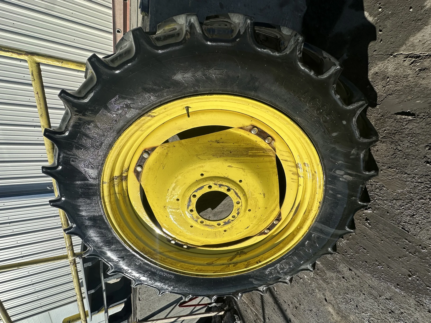 Used 85% 380/90R46 (14.9R46) Mitas AC85 149A8/149B TL on a 13 x 46 JD Yellow 8 Bolt (.937) Stu