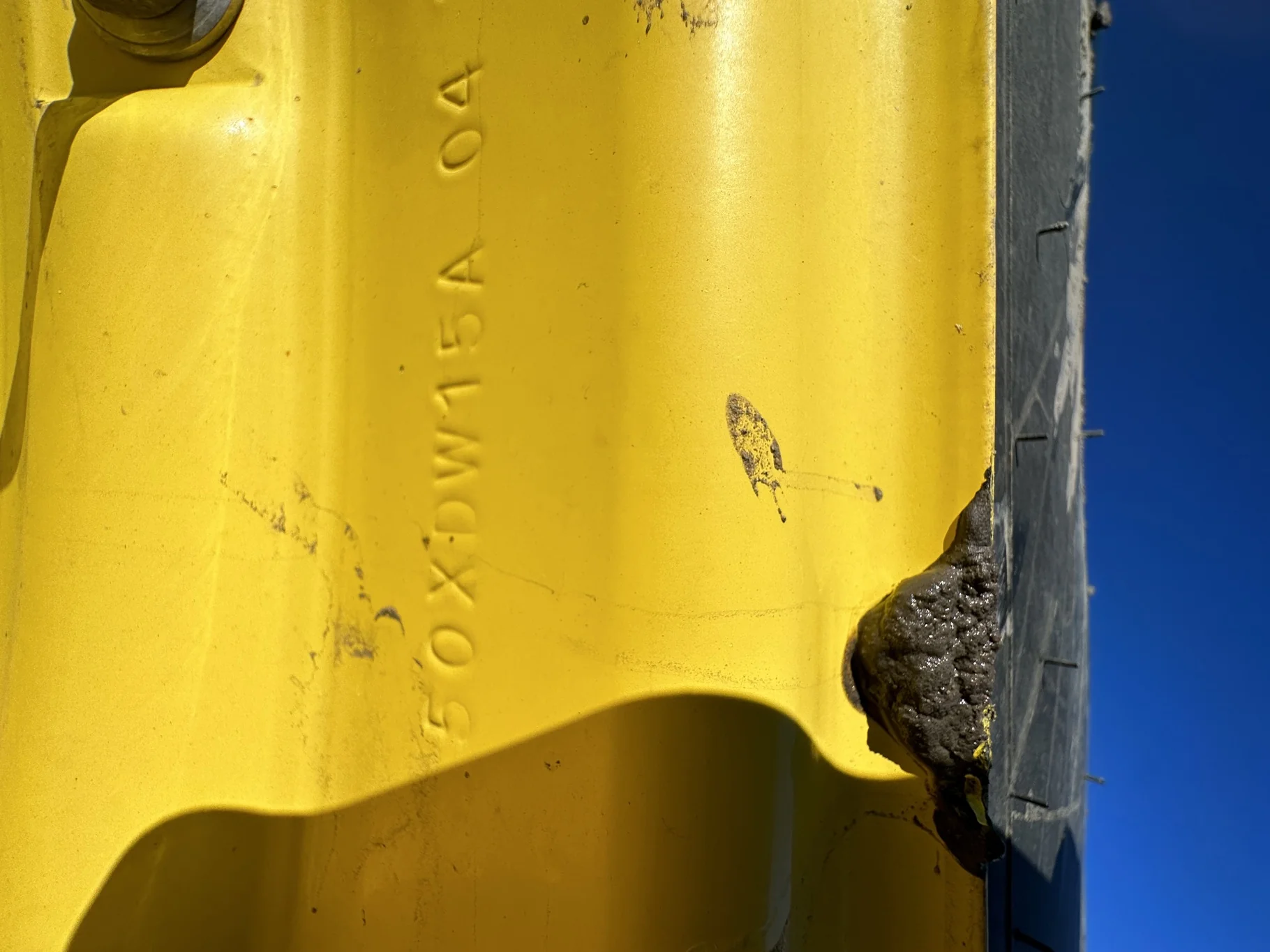 Used 85% VF480/80R50 Michelin SprayBib R-1W 179D TL on a 15 x 50 JD Yellow 10 Bolt (.906) Dual image 8