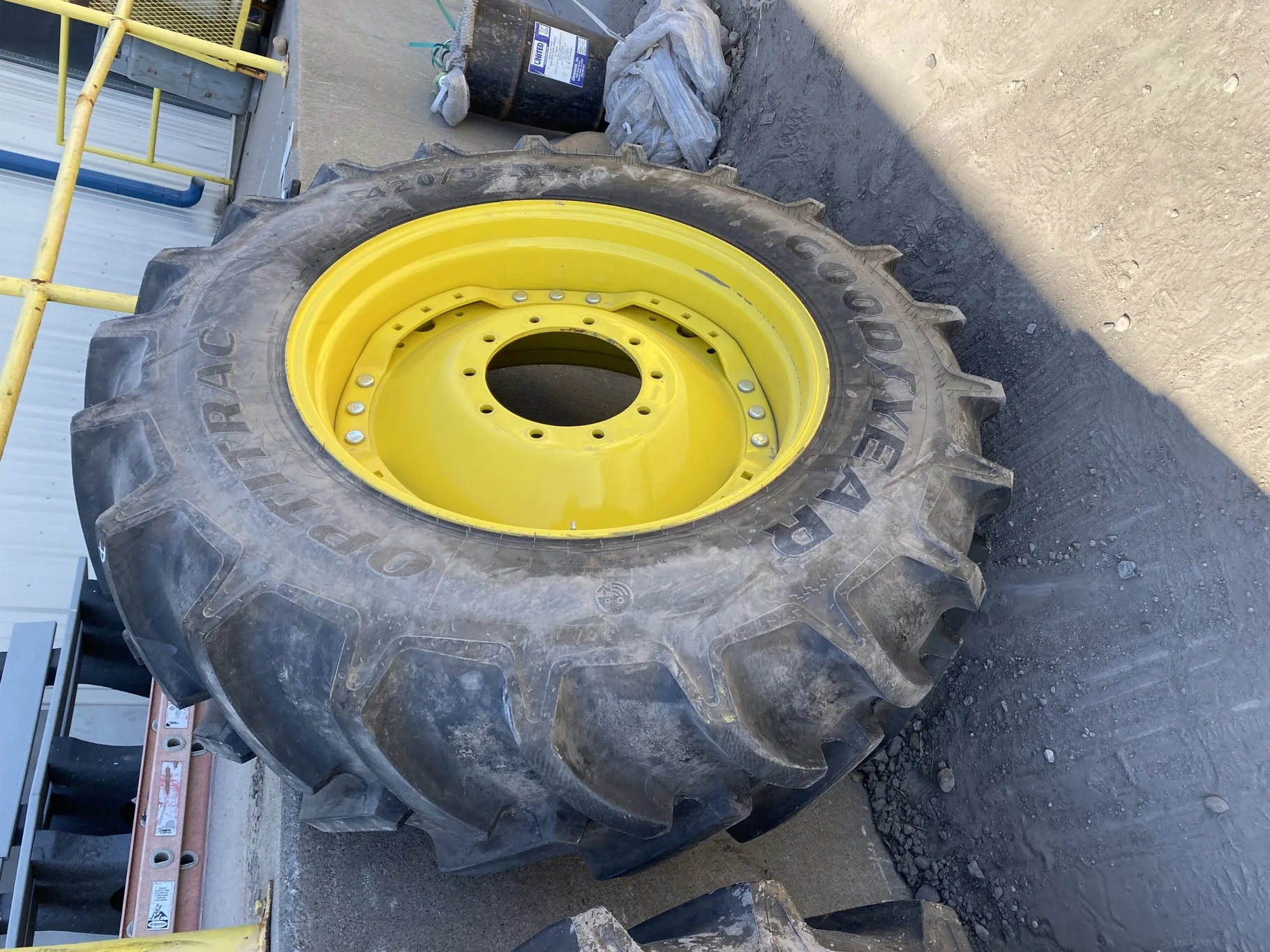 Used 420/85R34 147D Goodyear Optitrac R-1W TL 98% On 15 x 34 3 Bolt JD Yellow Waffle Wheel image 3