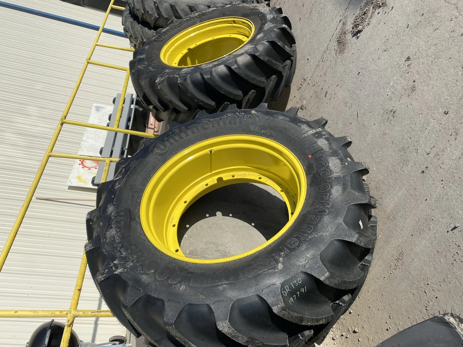 Take Off 600/65R38 Continental TractorMaster R-1W 153D  TL on a 18 X 38 JD Yellow 12 Bolt (.93 image 2