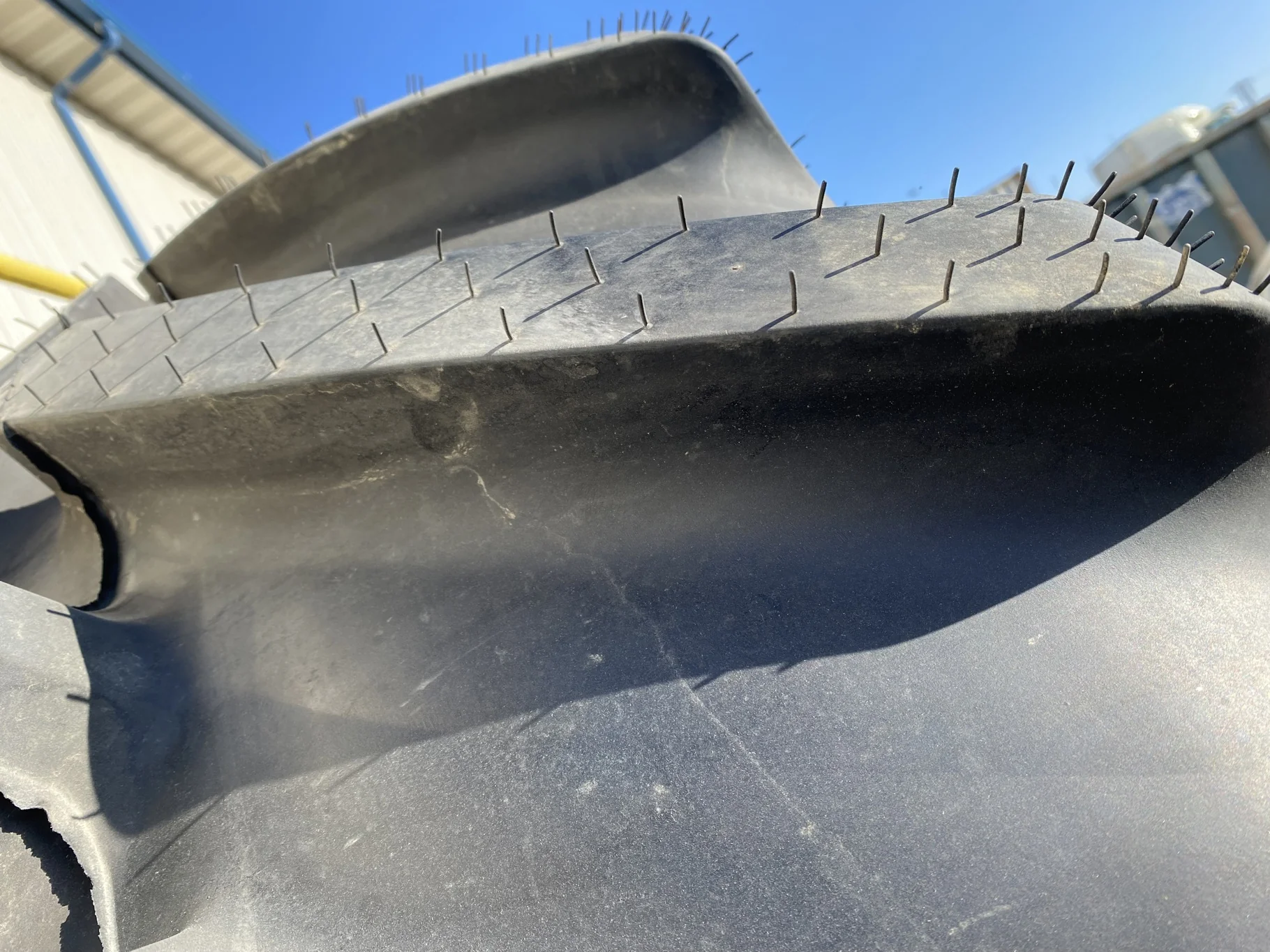 Take Off 600/65R38 Continental TractorMaster R-1W 153D  TL on a 18 X 38 JD Yellow 12 Bolt (.93 image 9