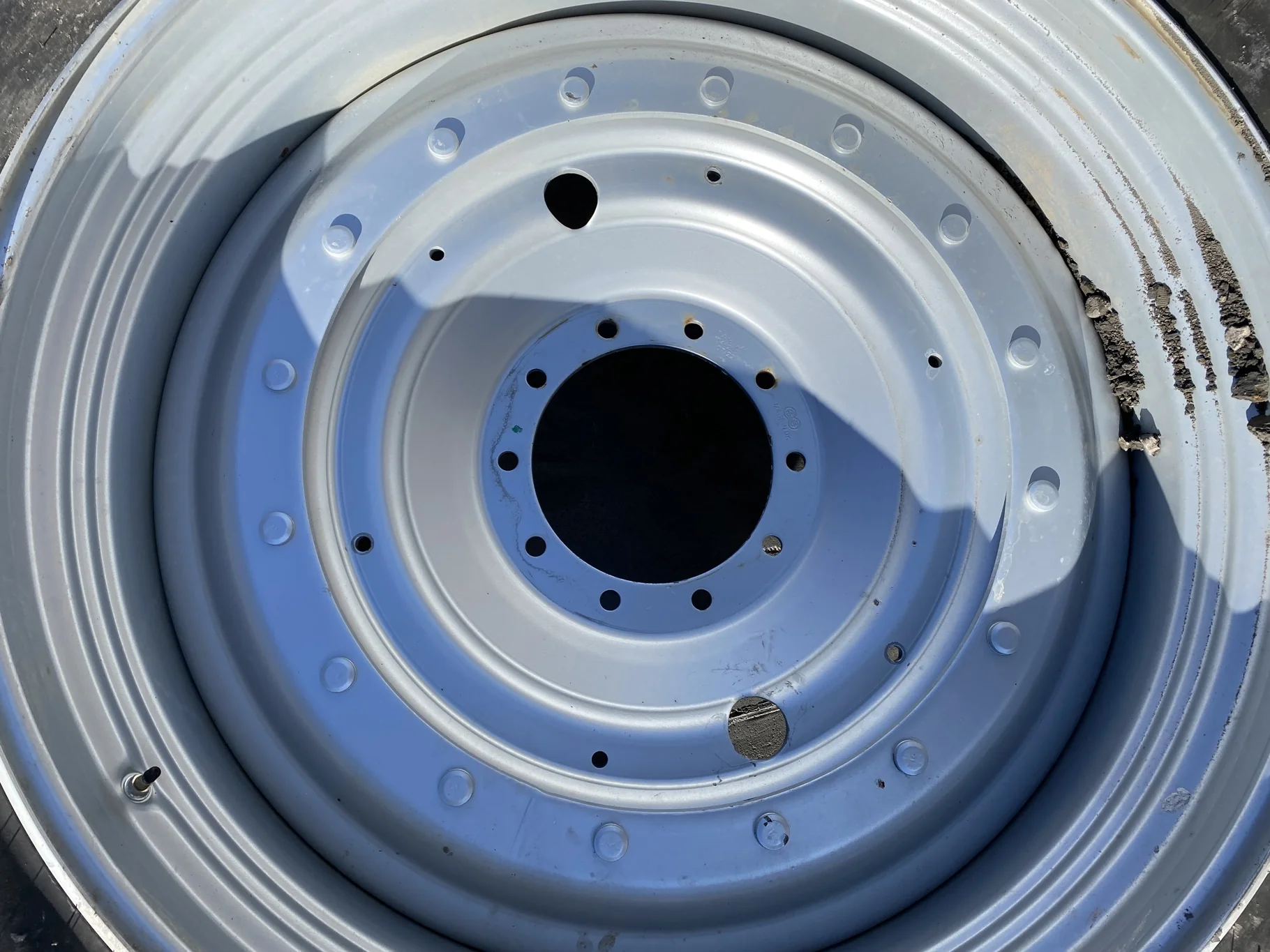 Used 93% 480/80R46 Mitas AC85 158A8 TL on a 16 x 46 Case Silver 16 Bolt Stub Disc With A 10 Bolt Dua image 6
