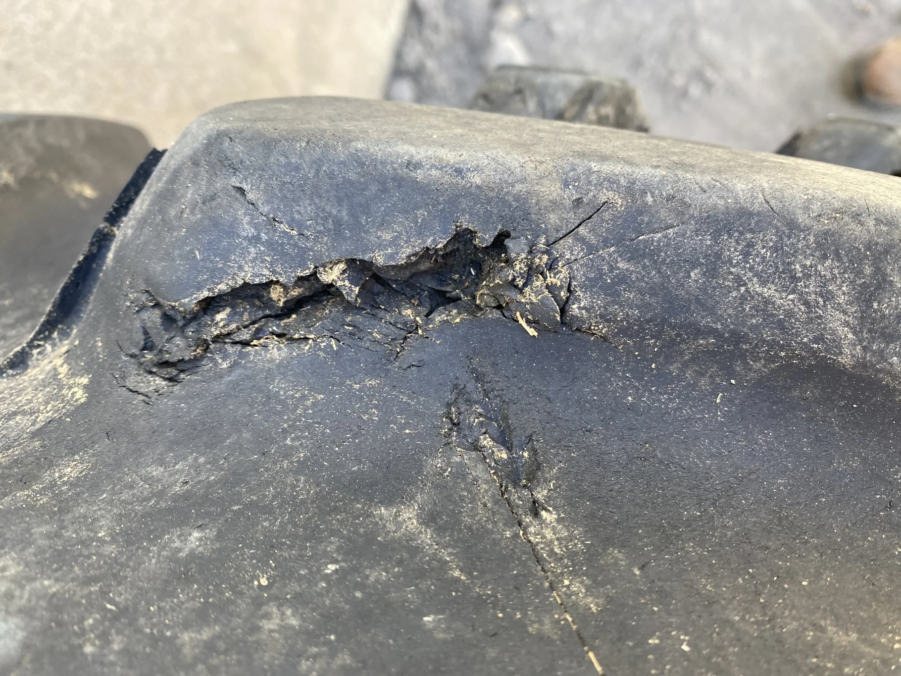 Used 75% 460/85R34 Firestone Performer 85 Extra R-1W (147D) TL on a 15 x 34 Manheim stub disc wheel image 5