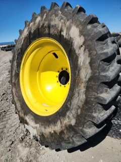 Used 80% 580/85R42 Firestone DT on 18 x 42 10 Bold JD Outside Dolly Dual image 2