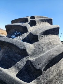 Used 80% 580/85R42 Firestone DT on 18 x 42 10 Bold JD Outside Dolly Dual image 4