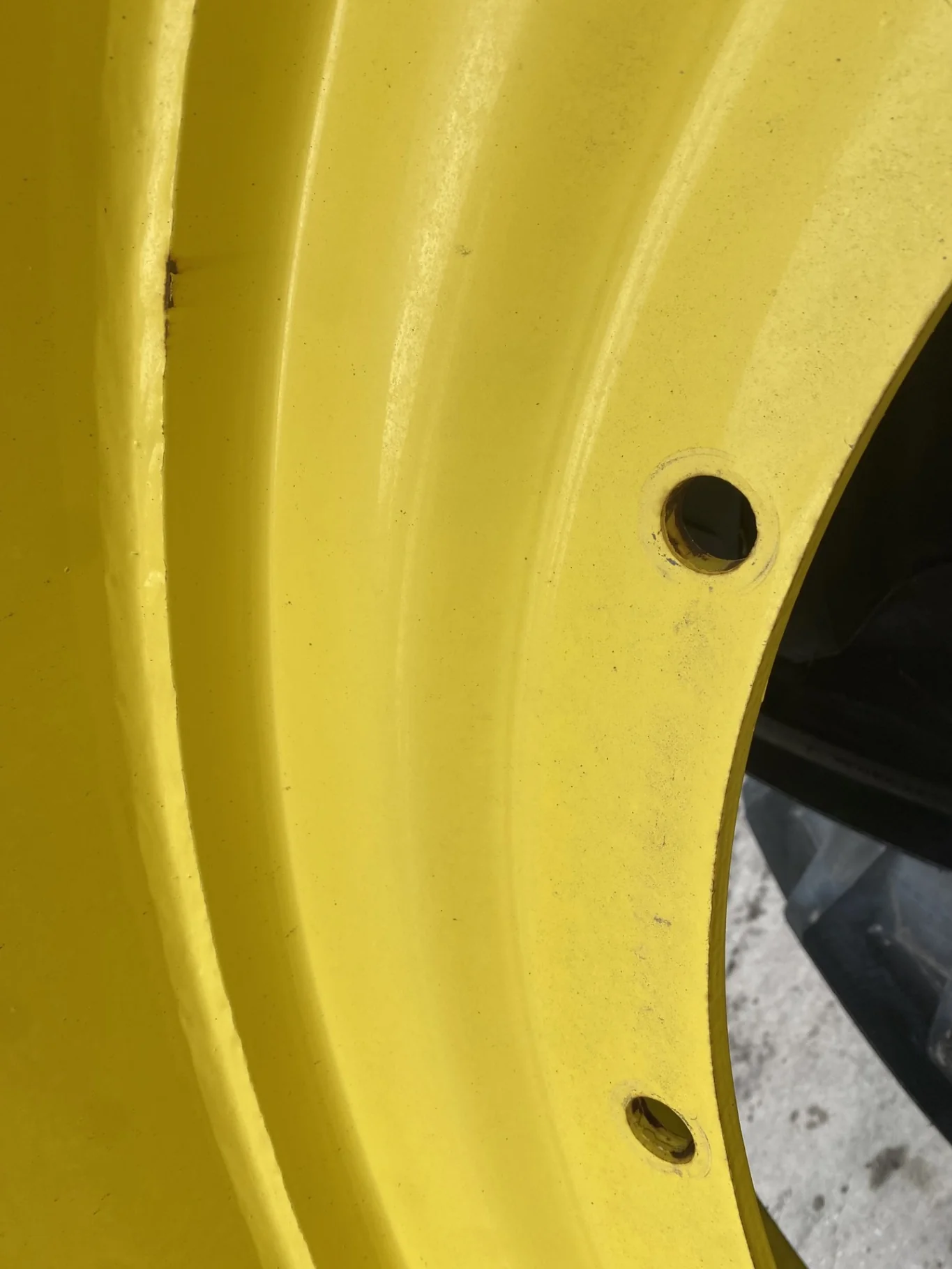 Used 95% LSW 800/55R46 Goodyear Optitorque R-1 (190D) mounted on 28 X 46 John Deere Yellow 12 Bolt image 7