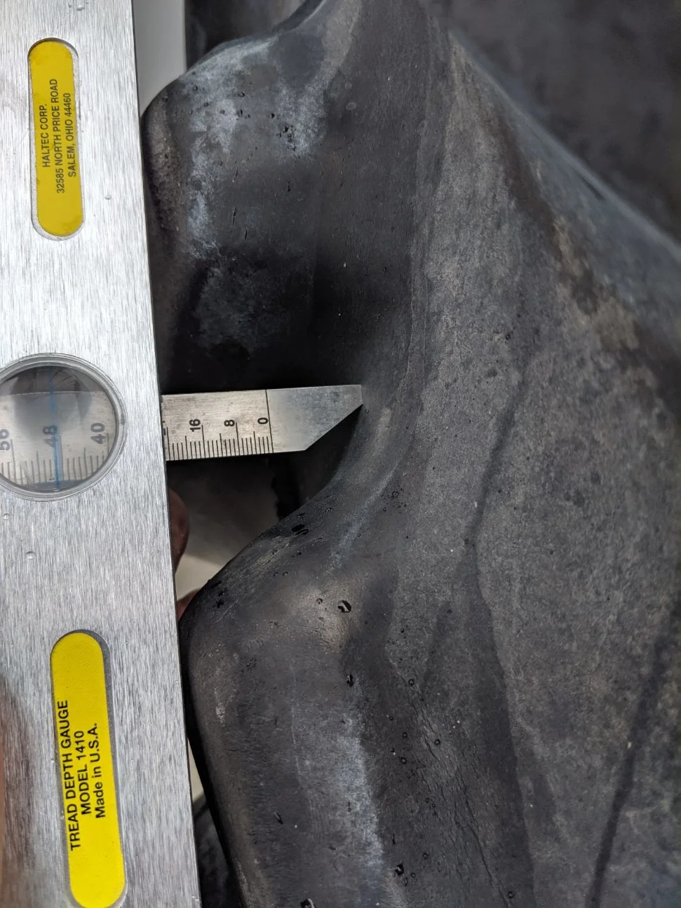 Used 85% 380/90R50 Firestone Radial 9000 R-1W 151B on a 12 x 50 JD Stub Disc- lug cuts image 5