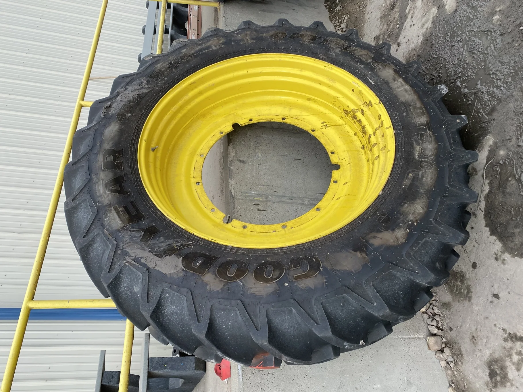 Used 90% 480/95R50 Goodyear Optitrac DT800 on 15 x 50 JD Stub Disc (164A8) (Lug Stubble, Paint Spots image 2