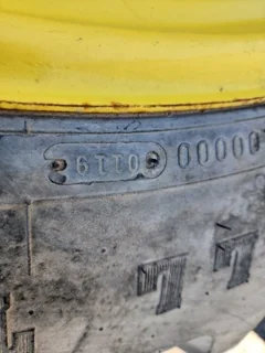 Used 77% 380/80R38 Firestone Radial All Traction DT 142B On 12 x 38 3 bolt waffle with10 bolt cen image 5