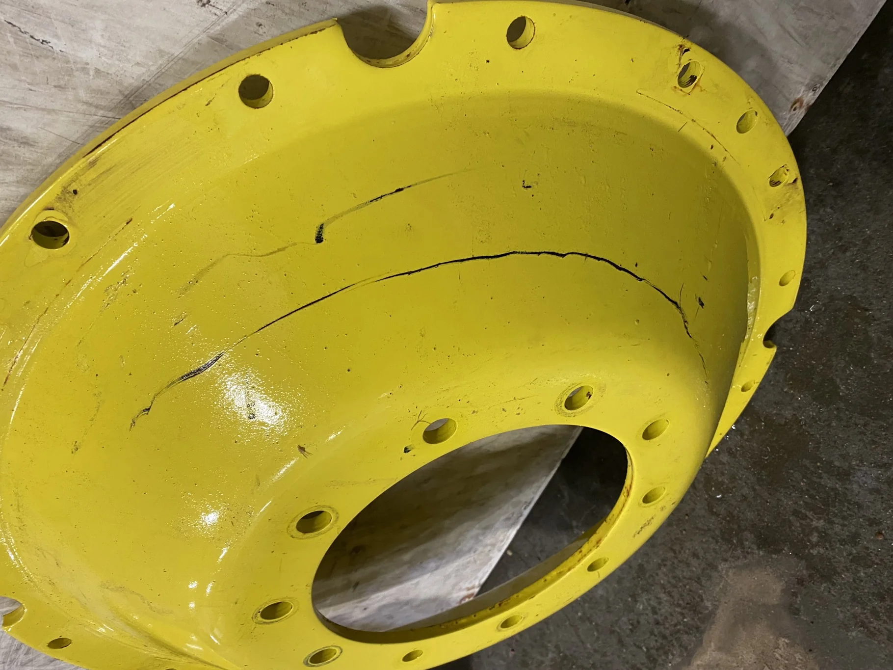 USED DISC 34" JD 10 Bolt Heavy Duty Waffle Disc image 6