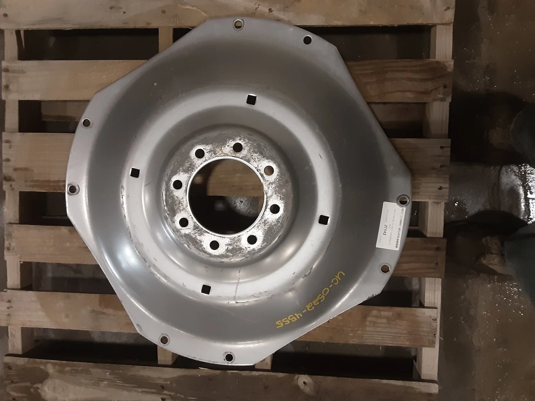 USED DISC 34" Case IH Silver 8 Bolt (.75) Waffle Center (8-8-6.023) 4" - Good Condition image 2