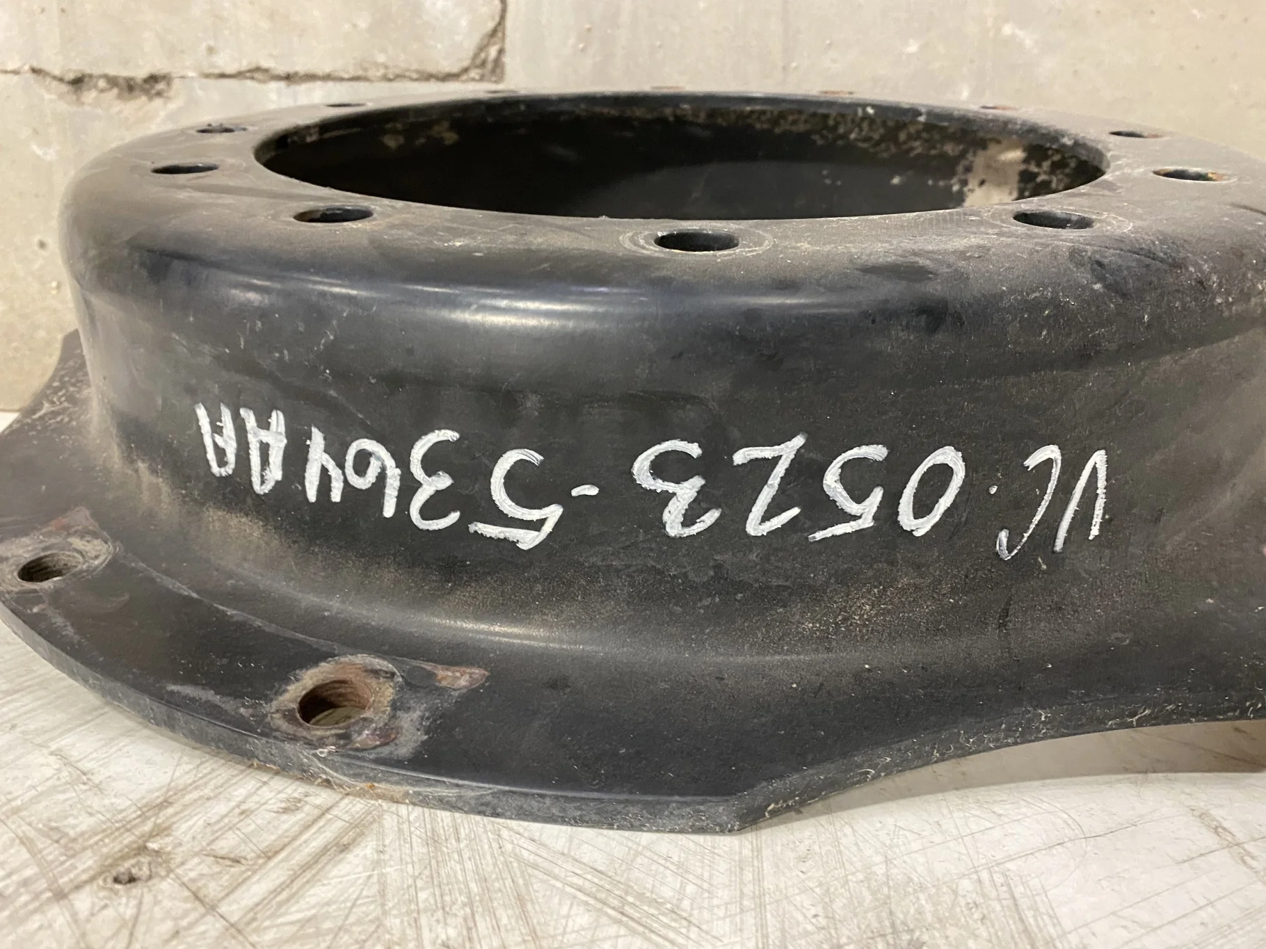 Used 13 X 30 12-16.732-14.64-4" OFFSET CASE IH BLACK WAFFLE WHEEL W/ DISC image 3
