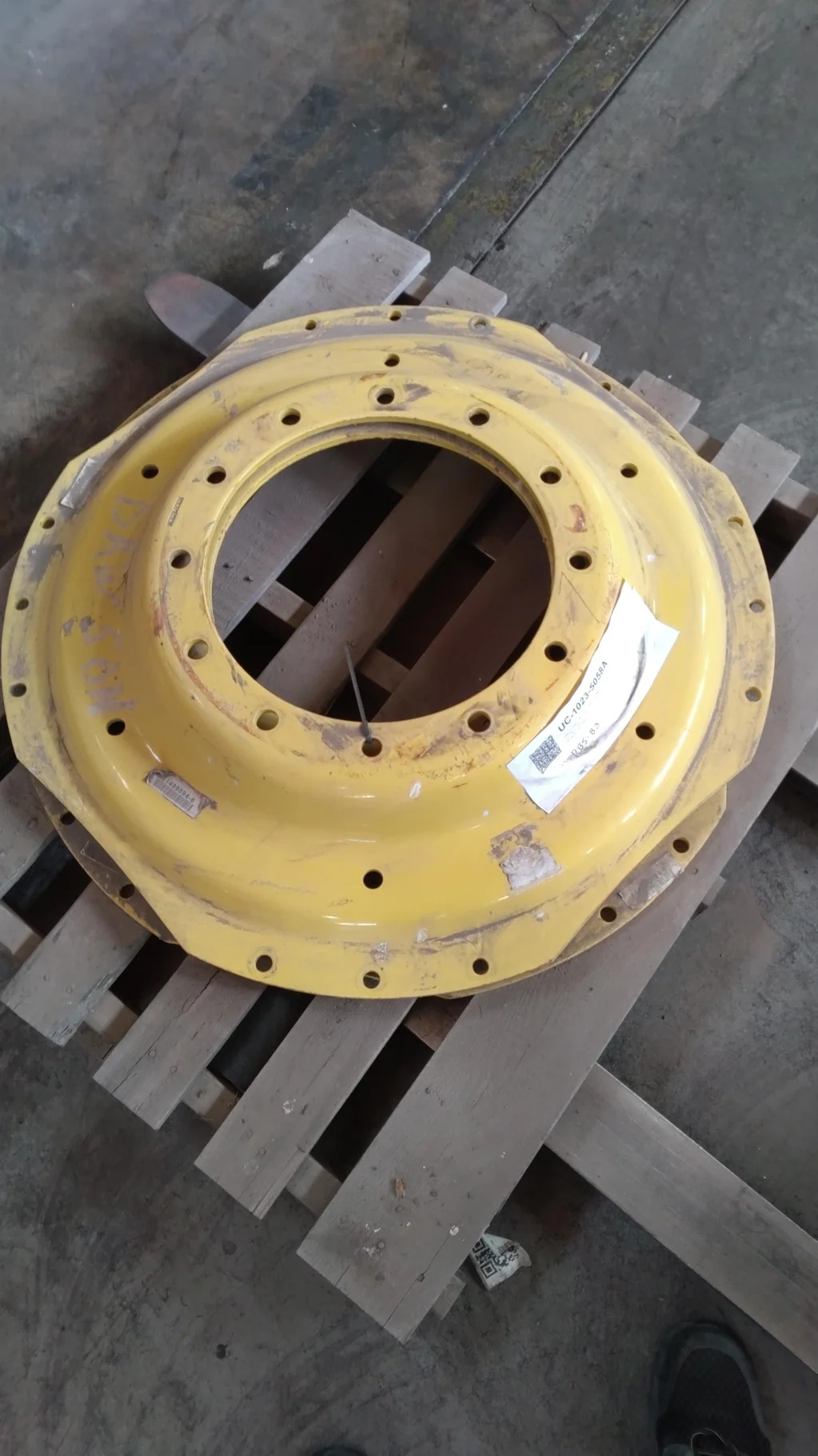 USED DISC 38" John Deere Yellow 12 Bolt (.875) Waffle Center (12-16.5-14.5)  
(Rust Spots, Paint Scr image 3
