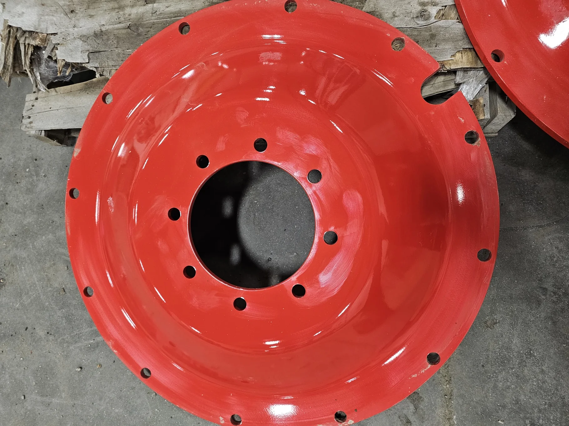 USED DISC 38" Fendt Red 8 Bolt Stub Disc center (8-10.75-8.75) (scratches) image 3