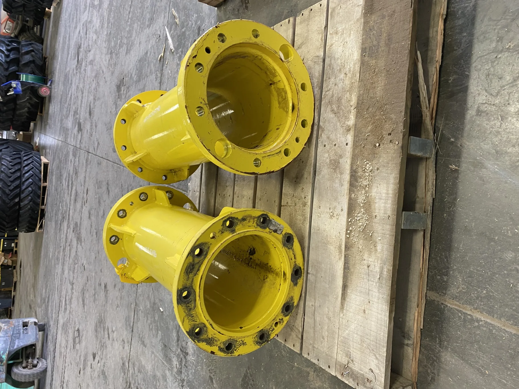 Used 29.5" John Deere Yellow Extension Assembly  _x000D_
Includes Extension, Bolts & Washers -Unverf image 2