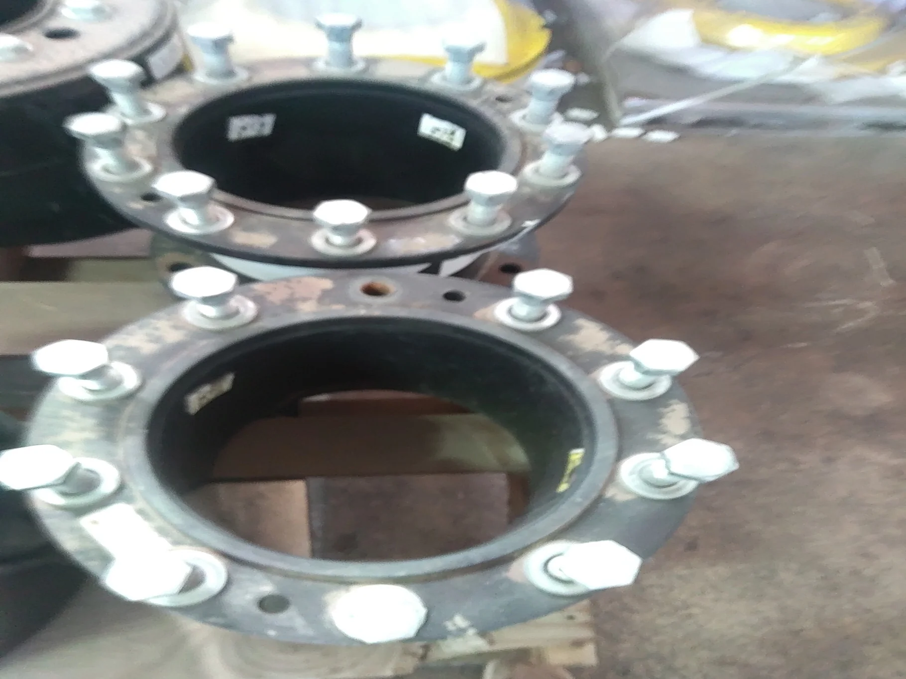 Used 10" 10 BOLT HUB EXTENSION  _x000D_
FOR AGCO OE HUB#3786490M1  _x000D_
7/8"UNC THREAD =BLACK=  _ image 2