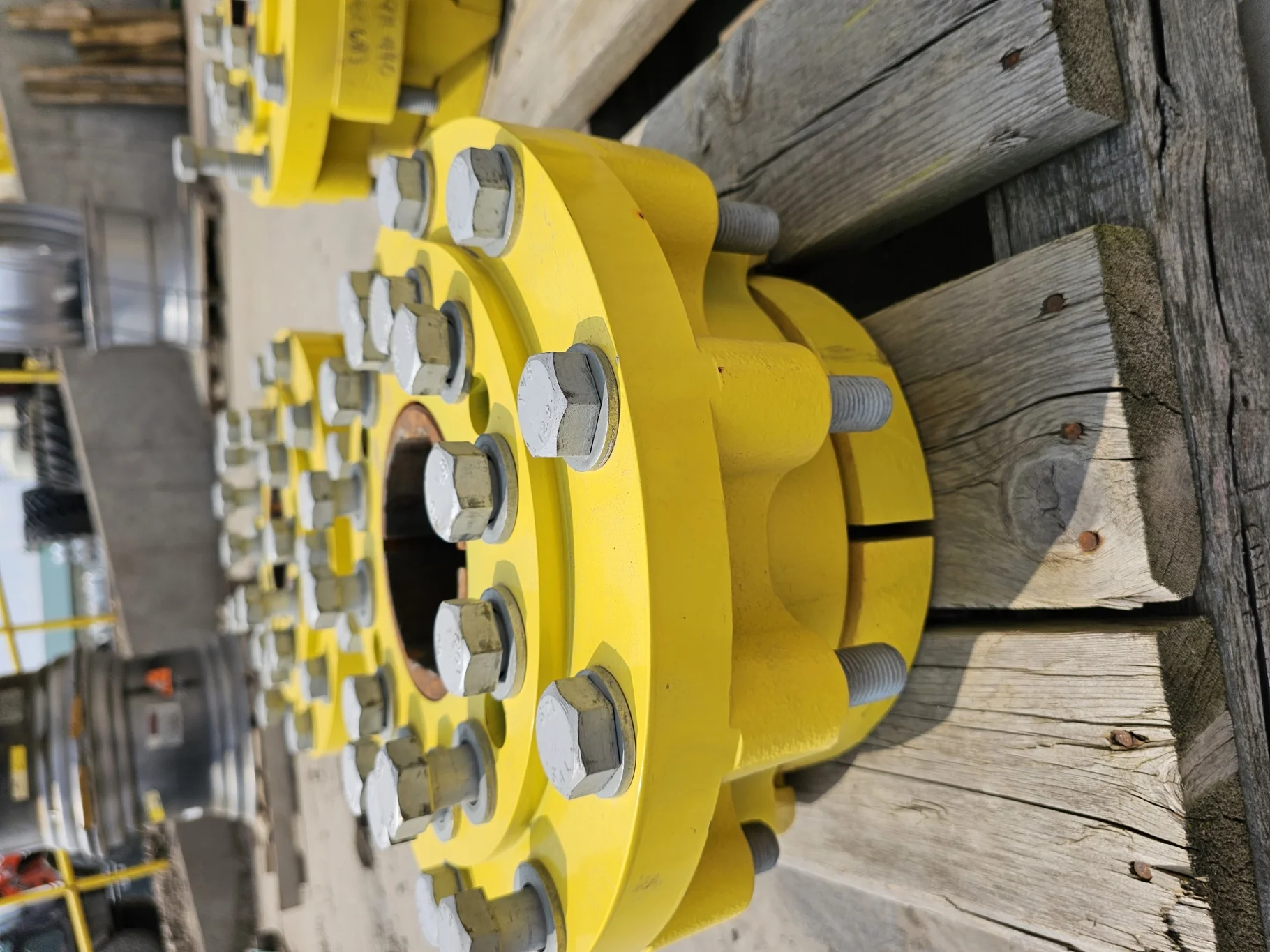 Used 10 Bolt John Deere Yellow Wedg-Lok Hub 120mm - Good Condition image 2