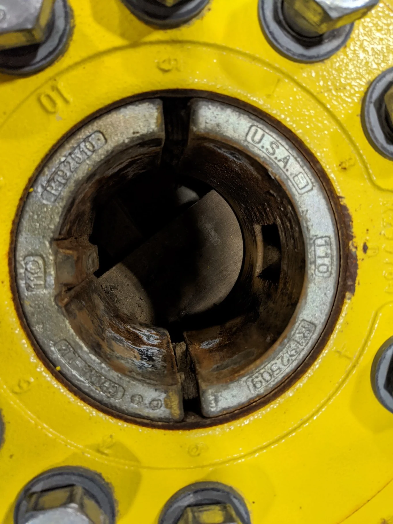 Used John Deere Yellow OE 120mm Hubs image 3
