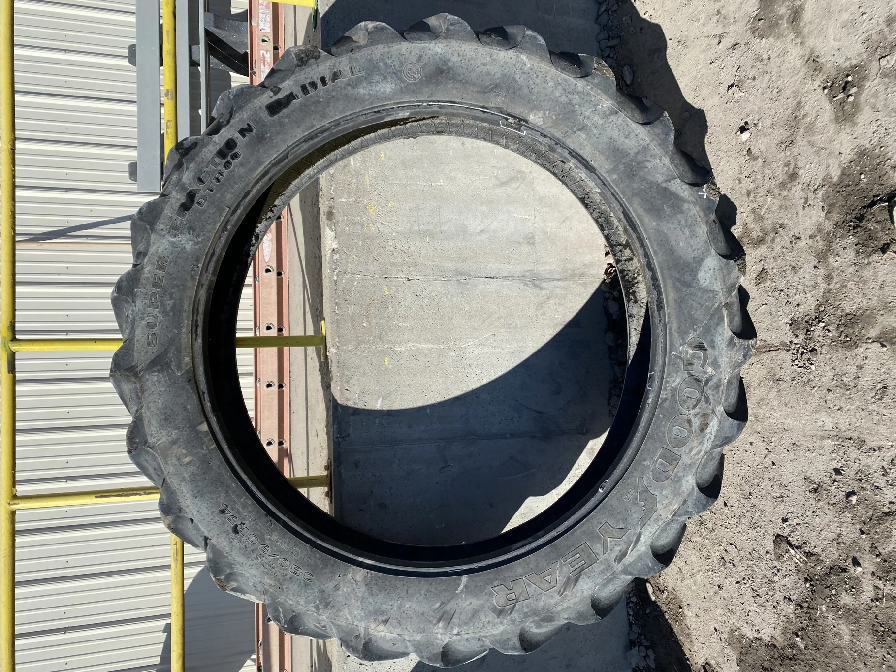 Used 65% 380/90R54 Goodyear Super Traction Radial DT800 R-1W 152A8/B TL - bead damage, roadwear, une