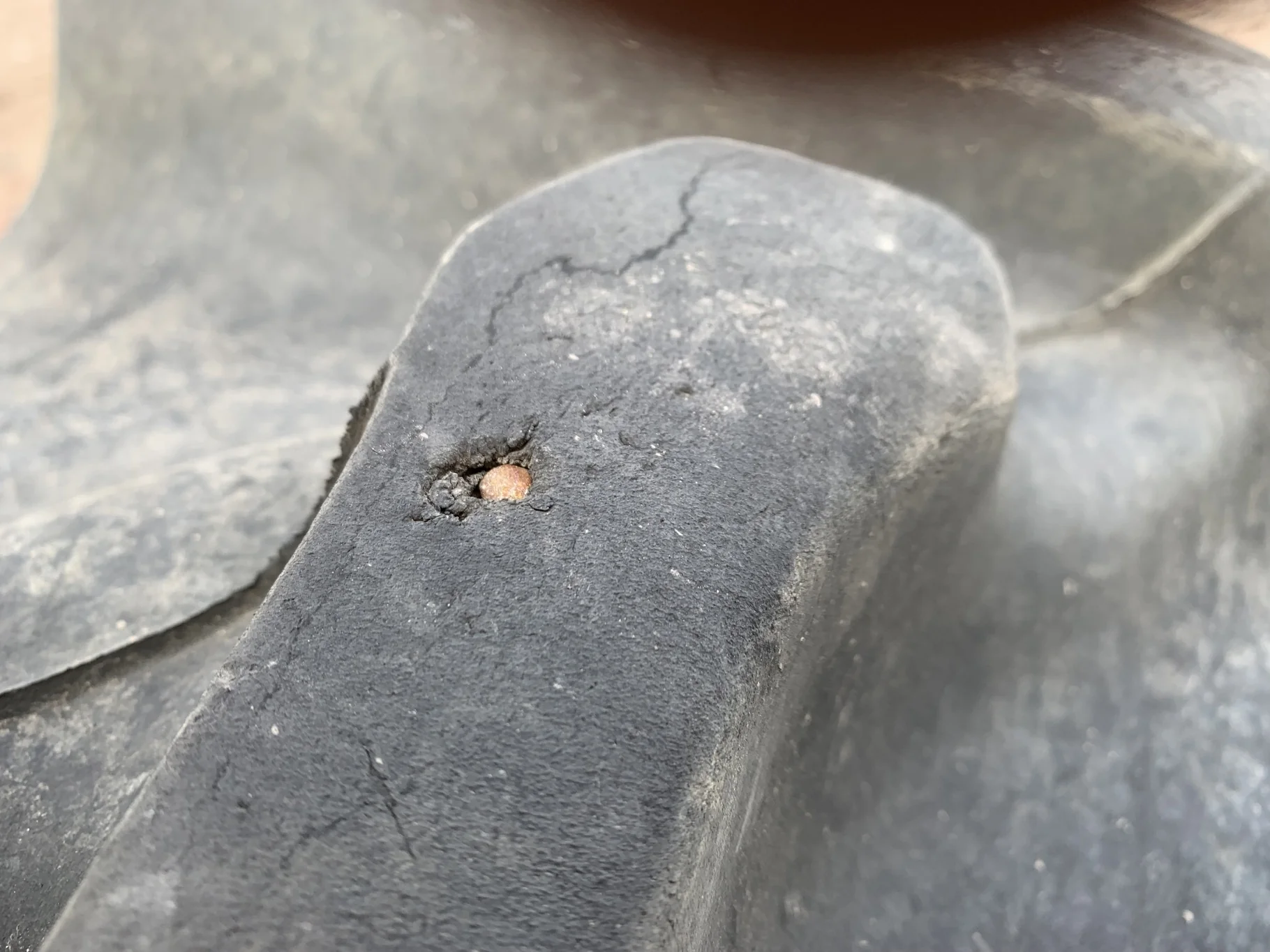 Used 70% 420/85R28 Firestone Champion Spade Grip (136A8) TL  _x000D_
Multiple Lug Cuts) image 4