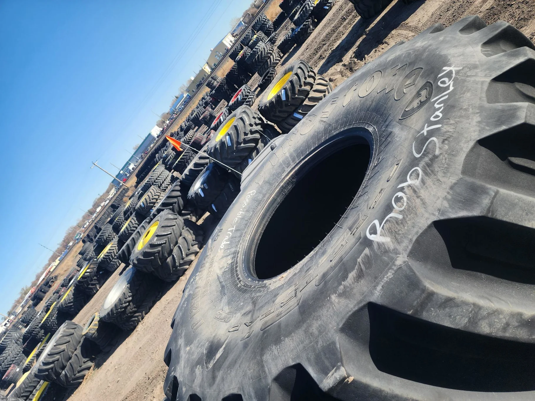 Used IF1250/50R32 201B Firestone Radial Deep Tread 23 CFO R-1W TL 85-90%