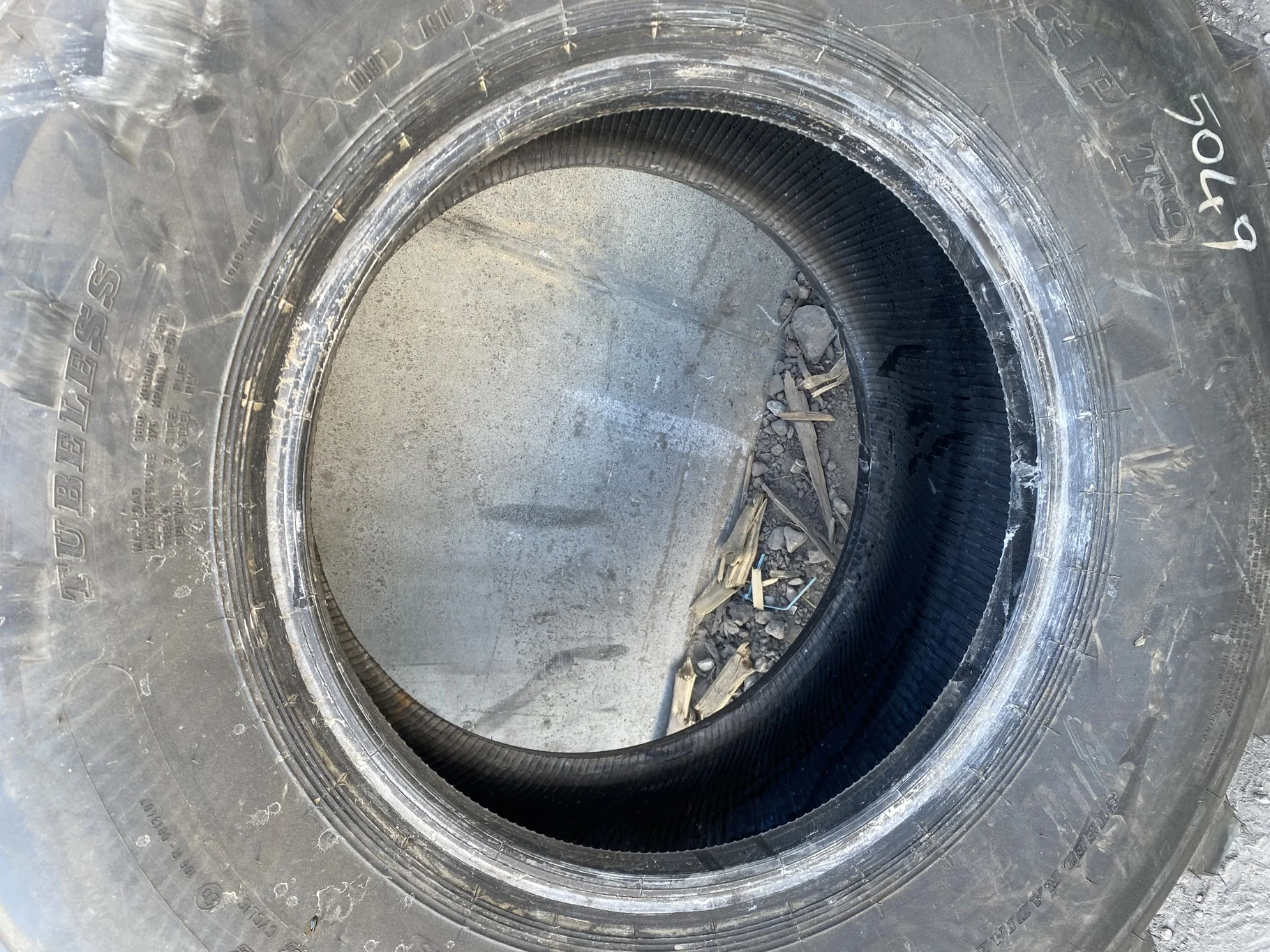 TAKE OFF 365/80R20 Dunlop SPT9 141B image 3