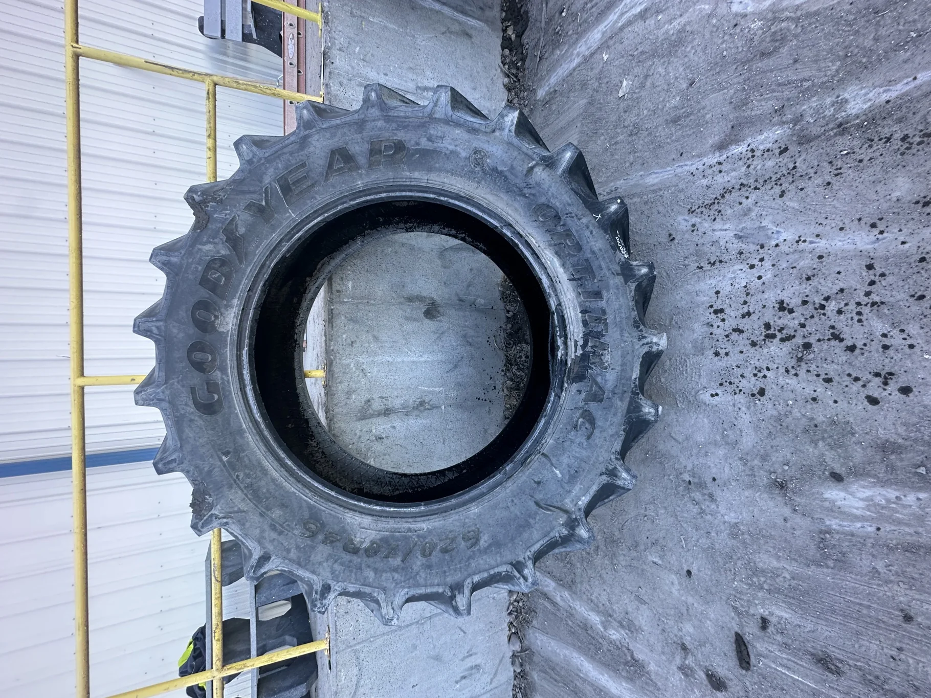 Used 95% 620/70R46 Goodyear Optitrac 167D R-1W TL - Excellent Condition image 2