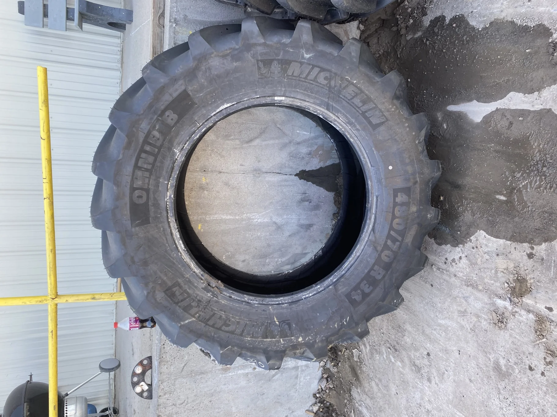 TAKE OFF 480/70R34 Michelin OmniBib R-1W (143D) TL  
(Light Tread Wear On (2) Tires) image 2