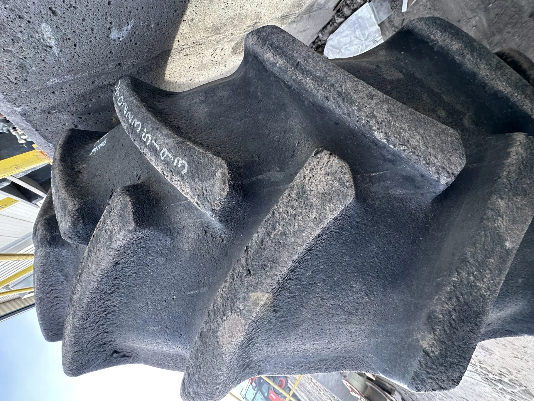 Used 70% 420/85R34 (16.9R34) Mitas AC85 142A8/142B TL (Heavy Stubble) image 3