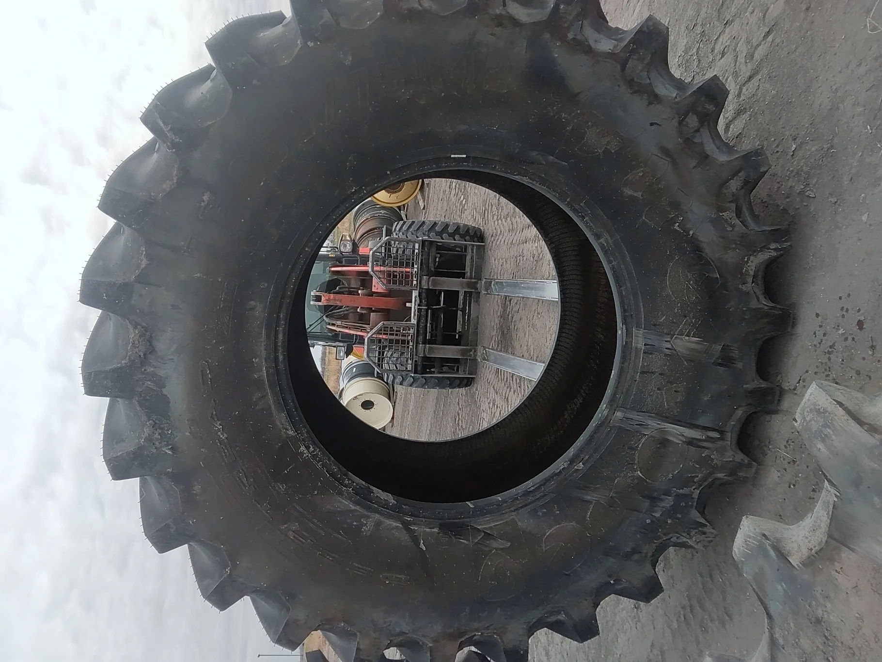 Used 100% IF850/75R42 CFO Firestone Radial Deep Tread 23 R-1W 186B TL - cuts on sidewall image 3