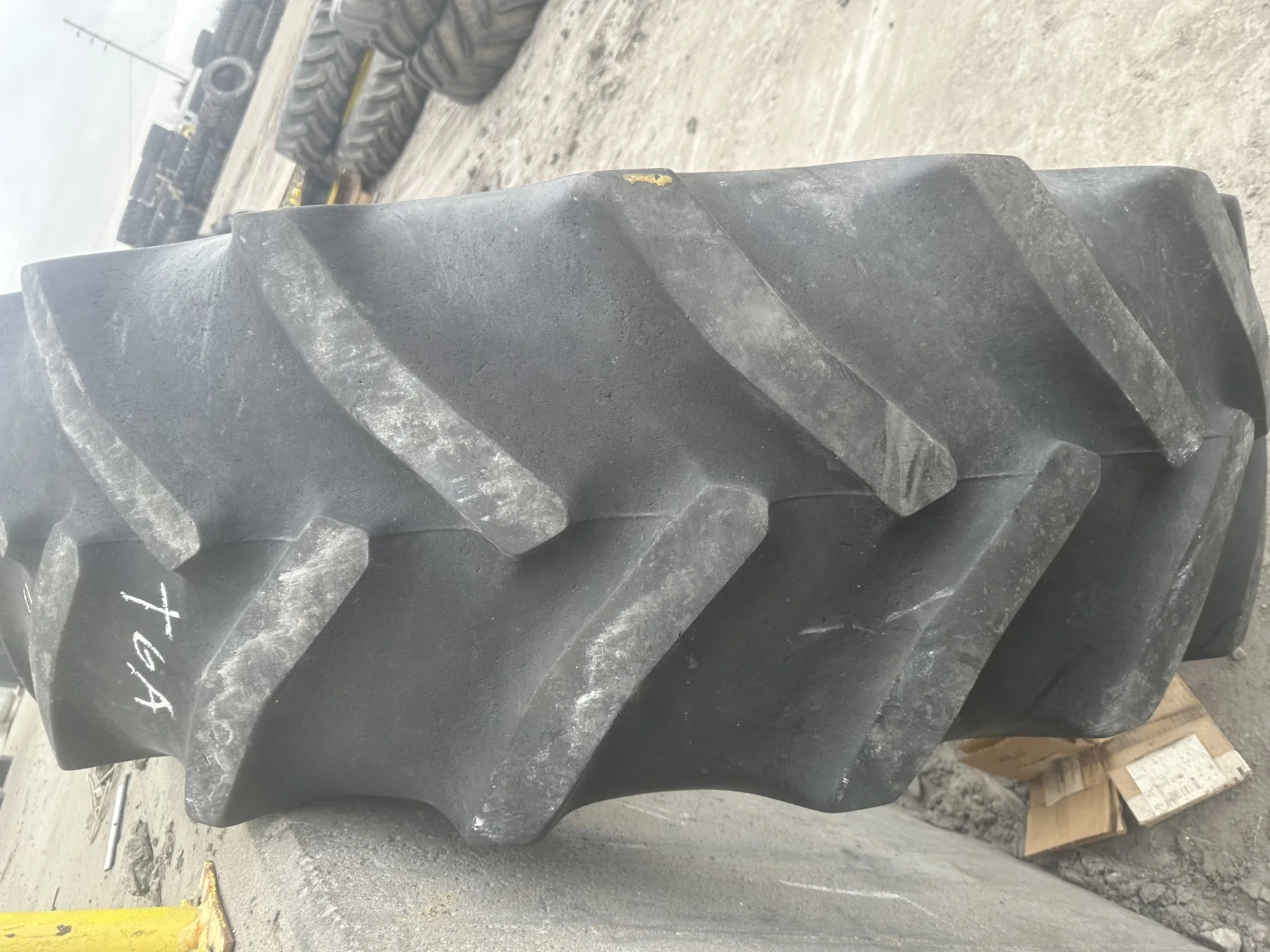 Used 50% 480/70R34 Goodyear Super Traction Radial DT810 155D R-1W TL (Some Weathering) - Fair Condit image 3