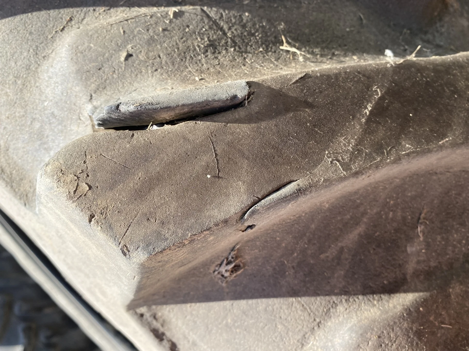 Used 75% 580/85R42 Firestone Radial Deep Tread 23 R-1W (166B) TL - Major Cut In Lug image 4