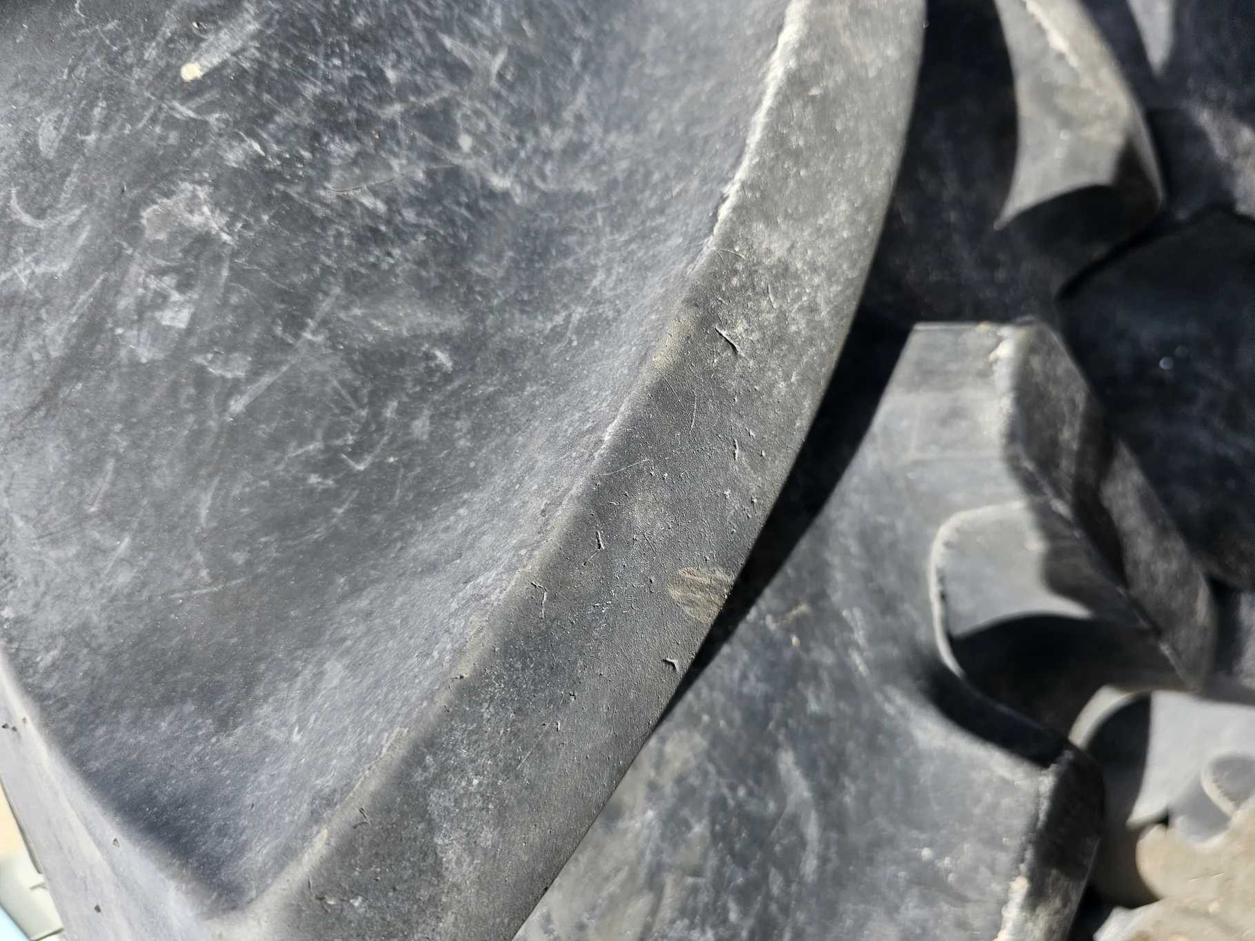 Used 77% 420/70R24 Continental Tractor 70 T 130D TL (Cuts) image 4