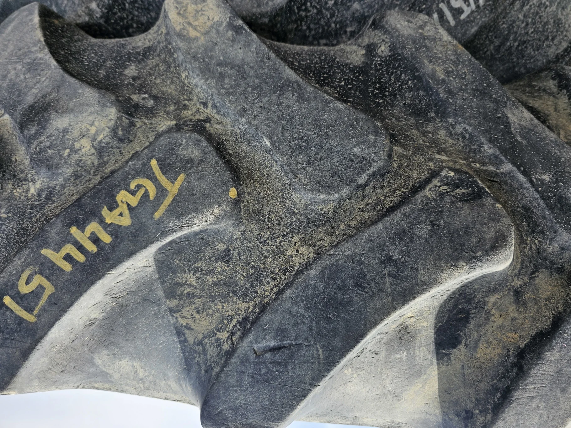 Used 30% 320/85R34 Firestone Radial 9000 R-1W (133B) image 3