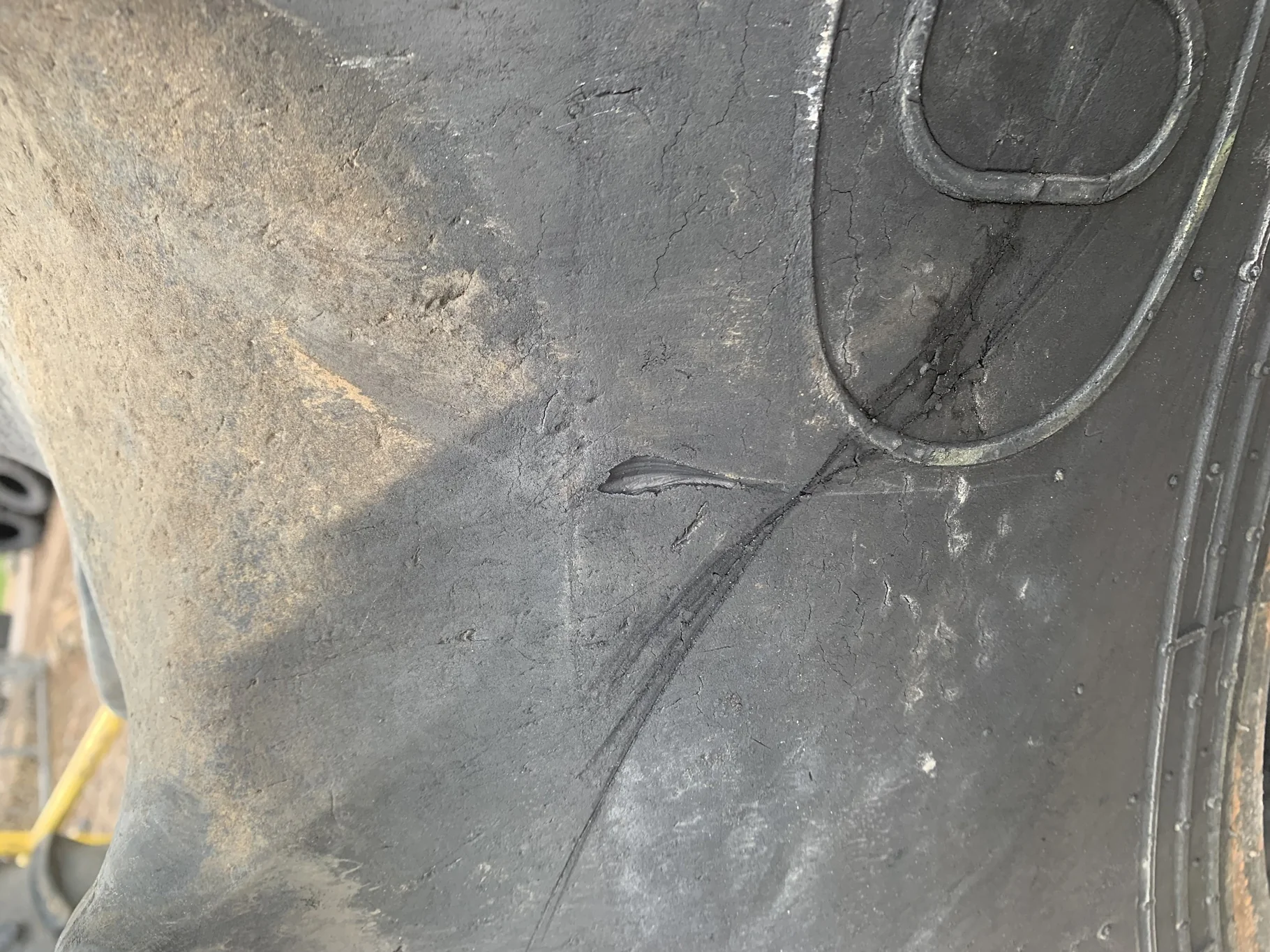 Used 65% 420/85R34 Goodyear Super Traction Radial  _x000D_
(Stubble, Weathering Between Lugs, Damage image 7