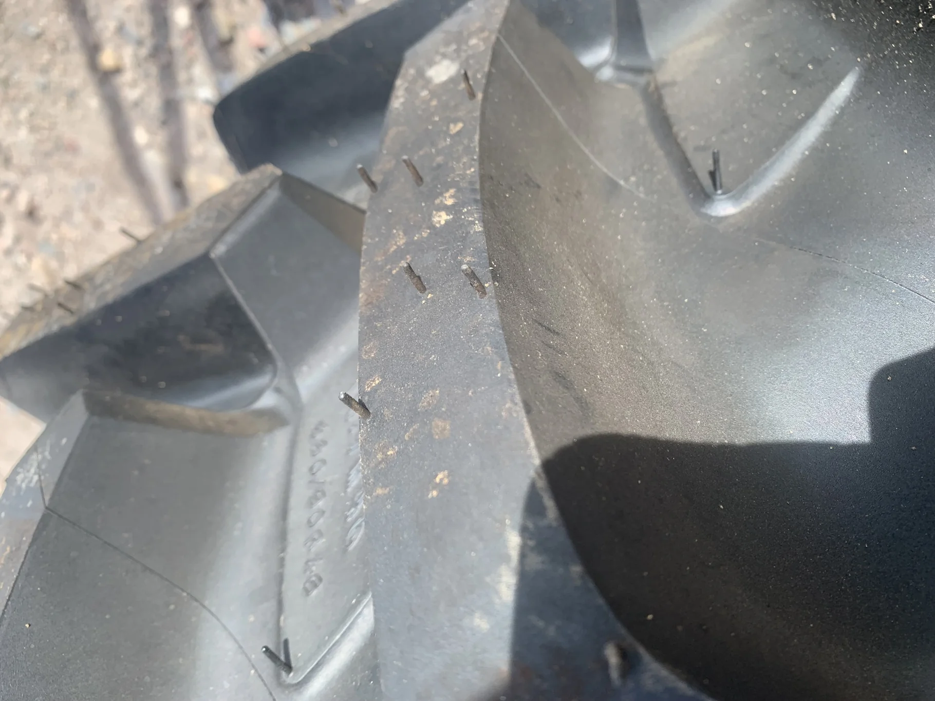 Take Off 380/90R46 Michelin AgriBib Row Crop R-1W 157B TL - Excellent Condition image 4