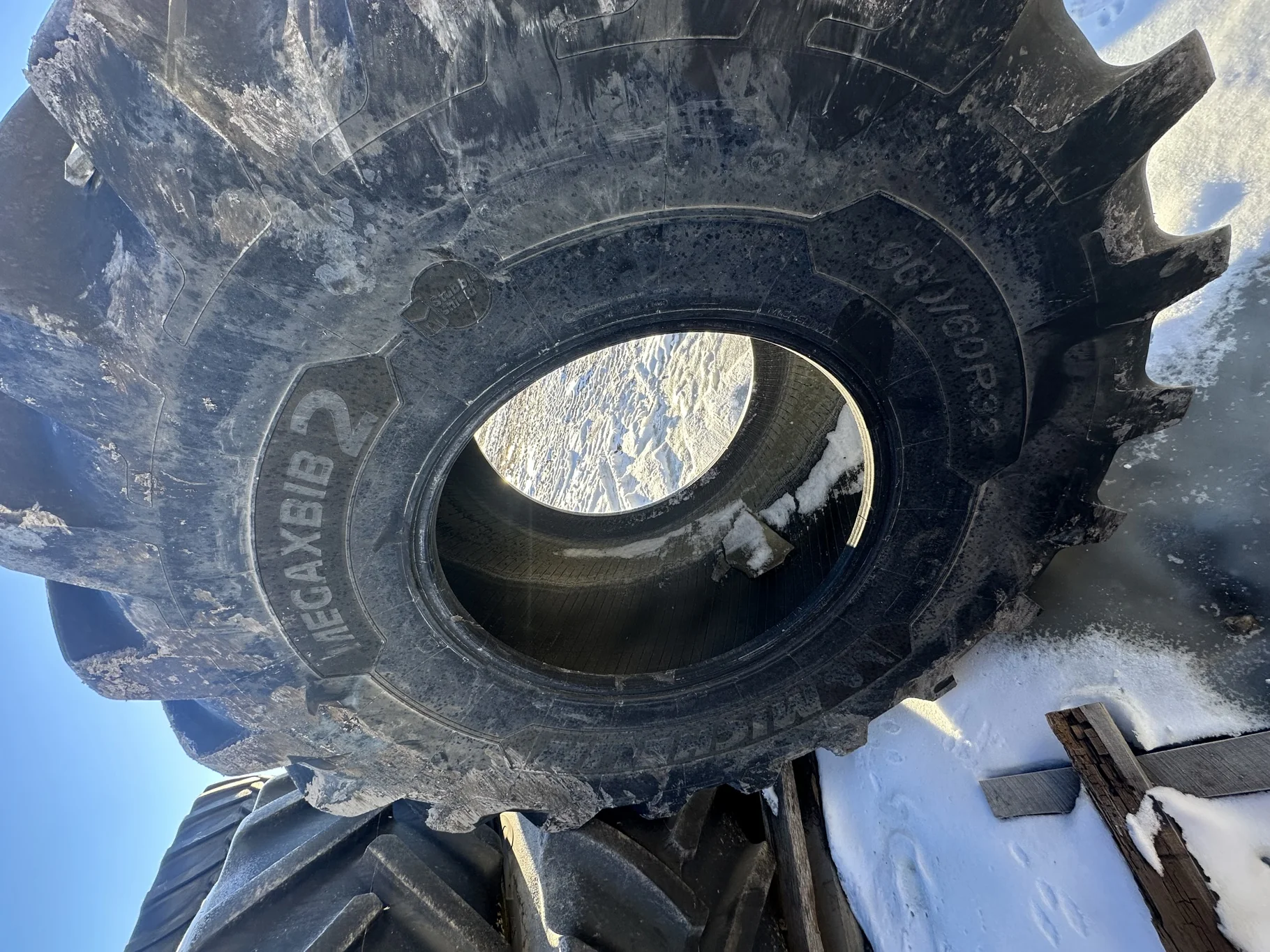 95% 900/60R32 Michelin MegaXBib 2 R-1W (181A8/181B) TL (Small Lug Cuts, Gash In Between The Lugs) - image 2