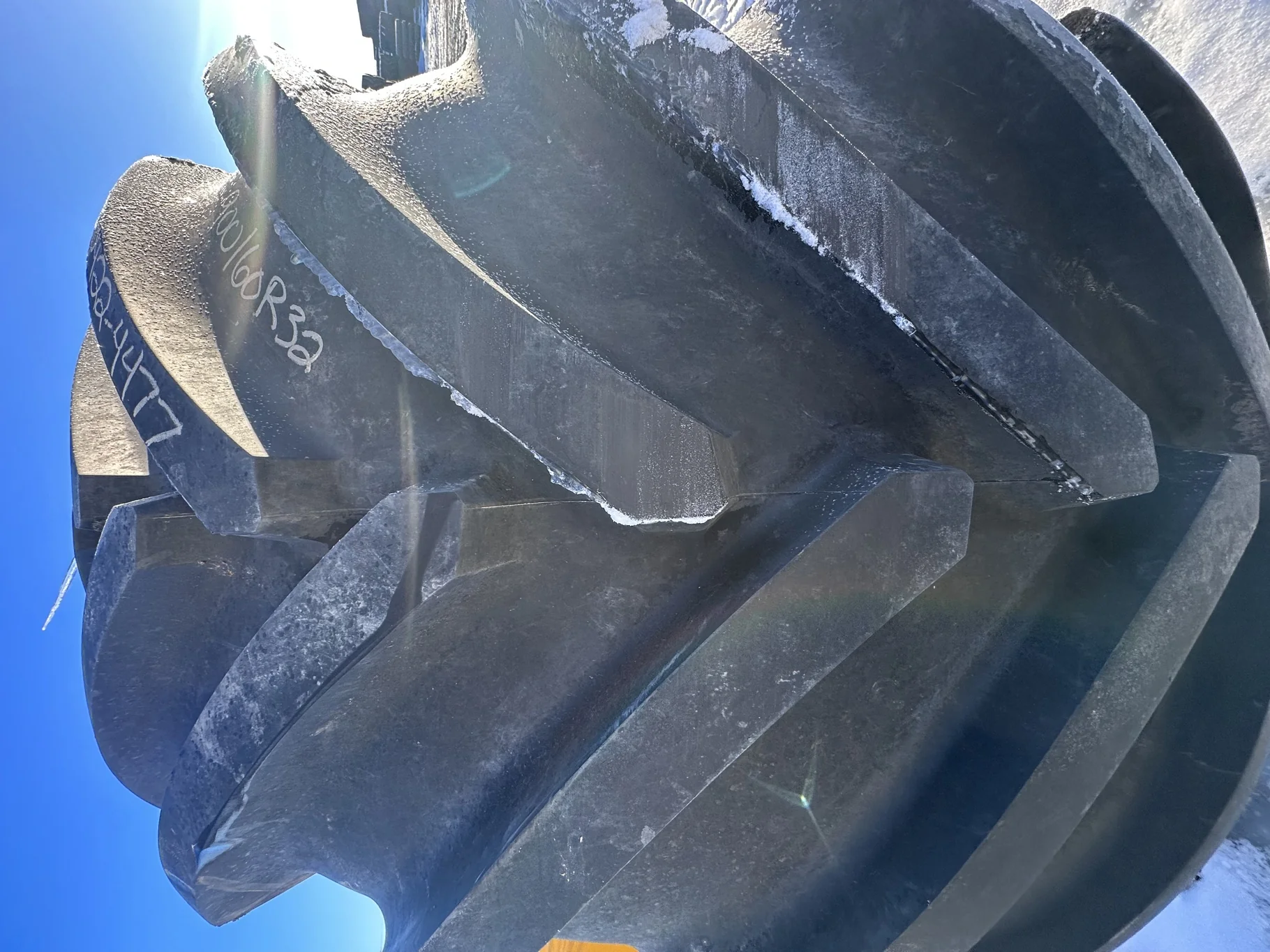 95% 900/60R32 Michelin MegaXBib 2 R-1W (181A8/181B) TL (Small Lug Cuts, Gash In Between The Lugs) - image 3