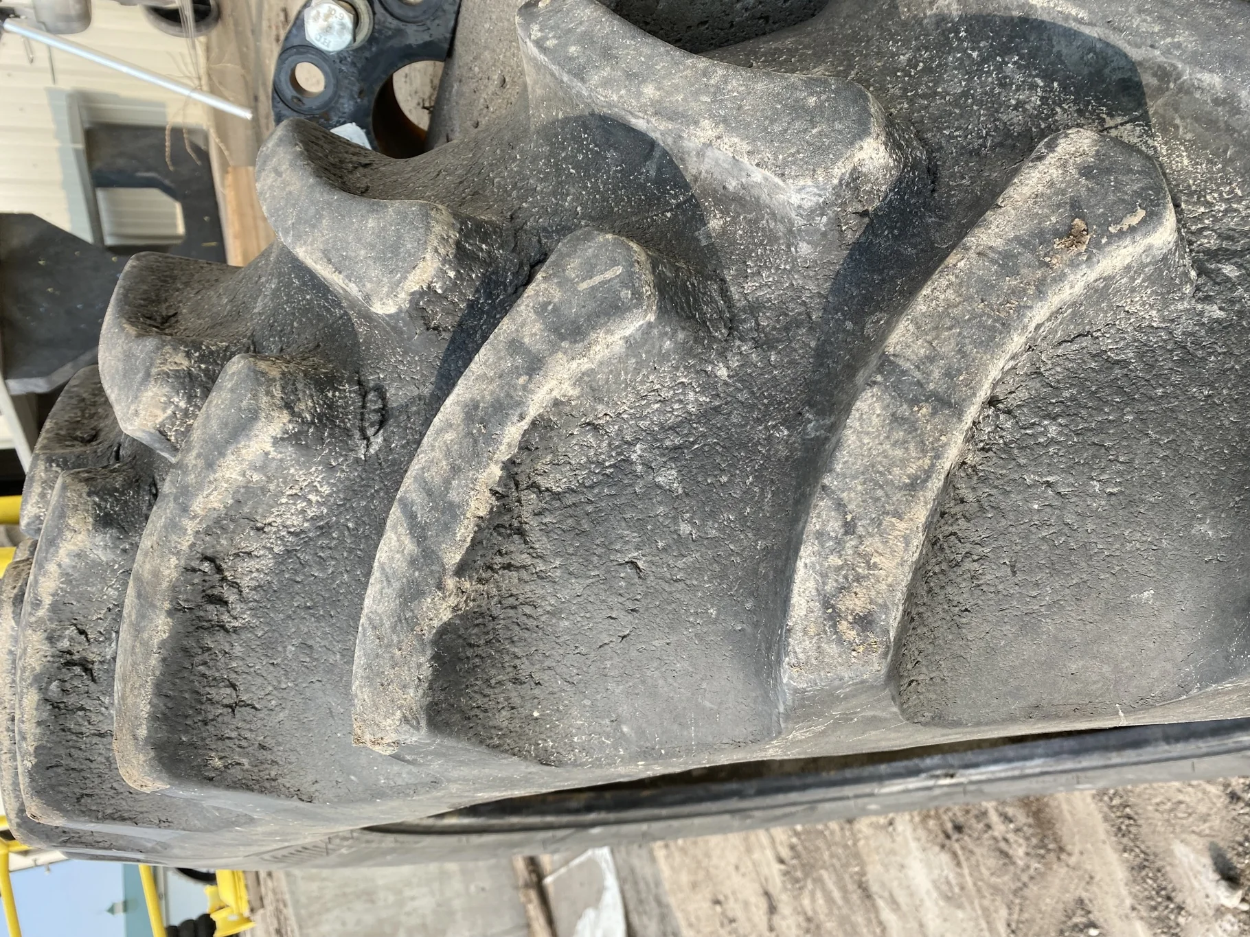 Used 35% 380/80R38 Firestone Radial All Traction DT R-1W 142B TL Poor Condition Stubble, image 5