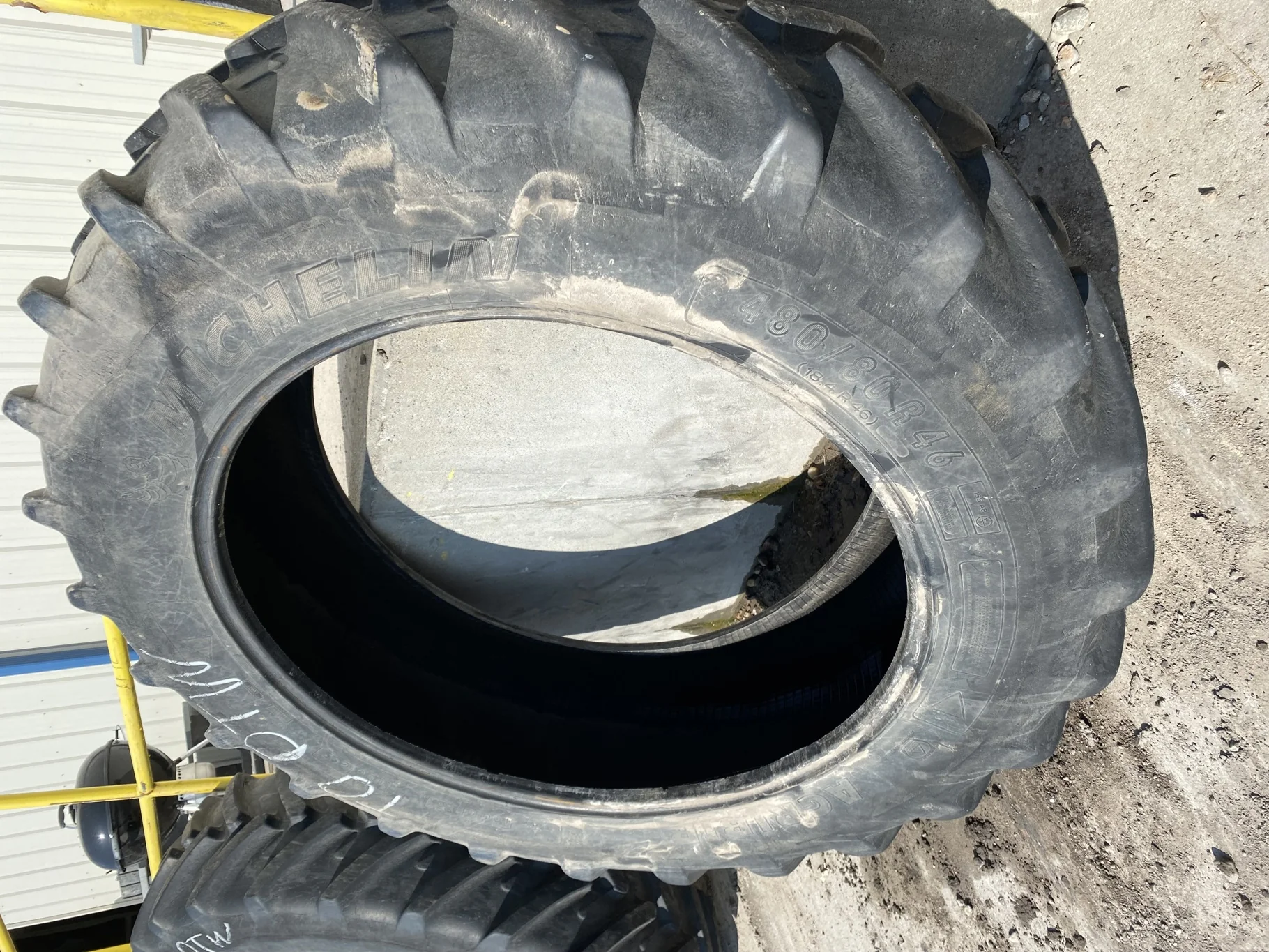 Used 60% 480/80R46 Michelin AgriBib  R-1W 158A8/158B TL - Fair Condition (Sidewall Cuts, St