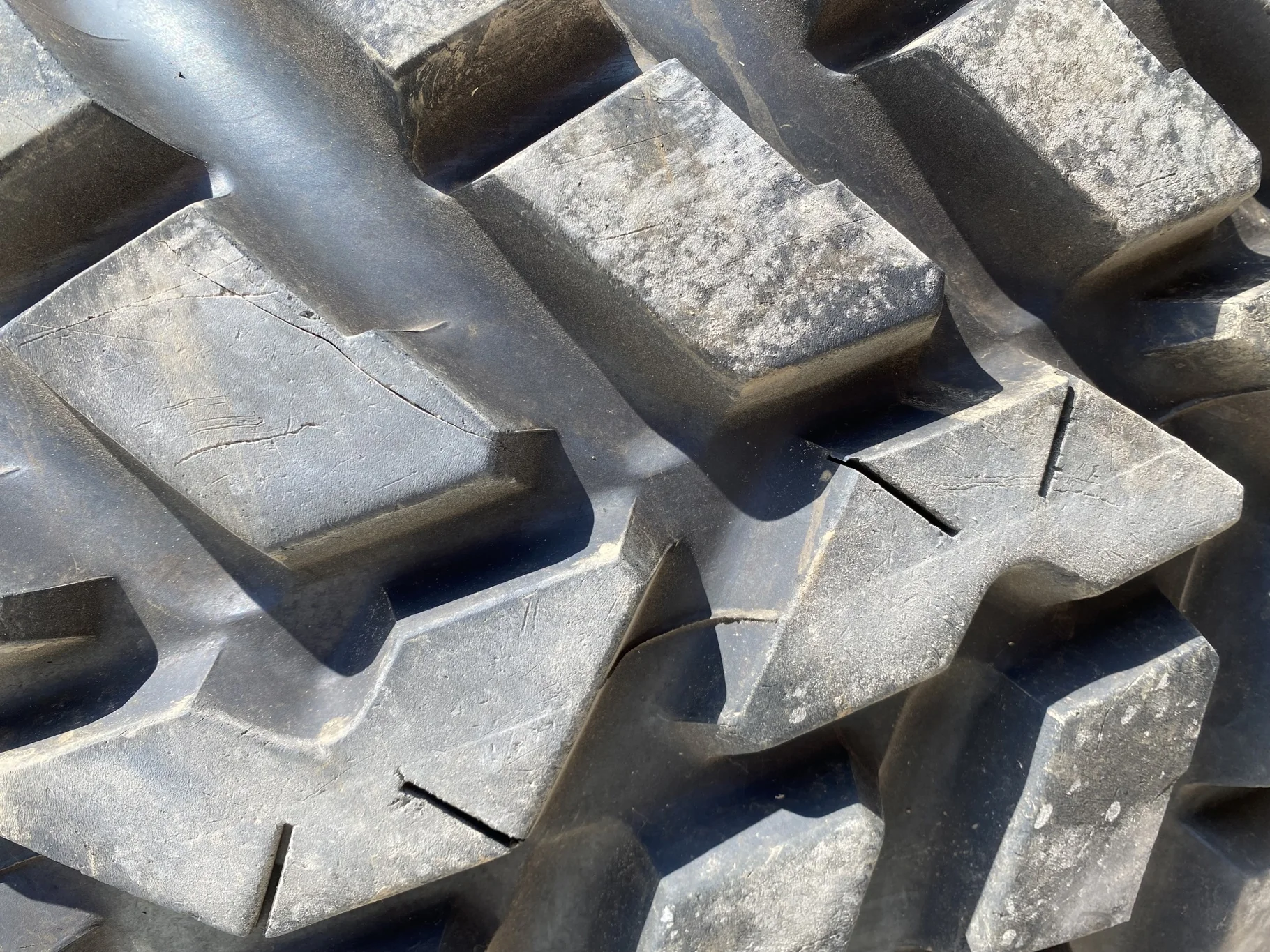 Used 75% 480/80R34 Nokian Tri 2 (155D) TL (Patched) - Fair Condition  _x000D_
(Lug Stubble, Lug Cuts image 8