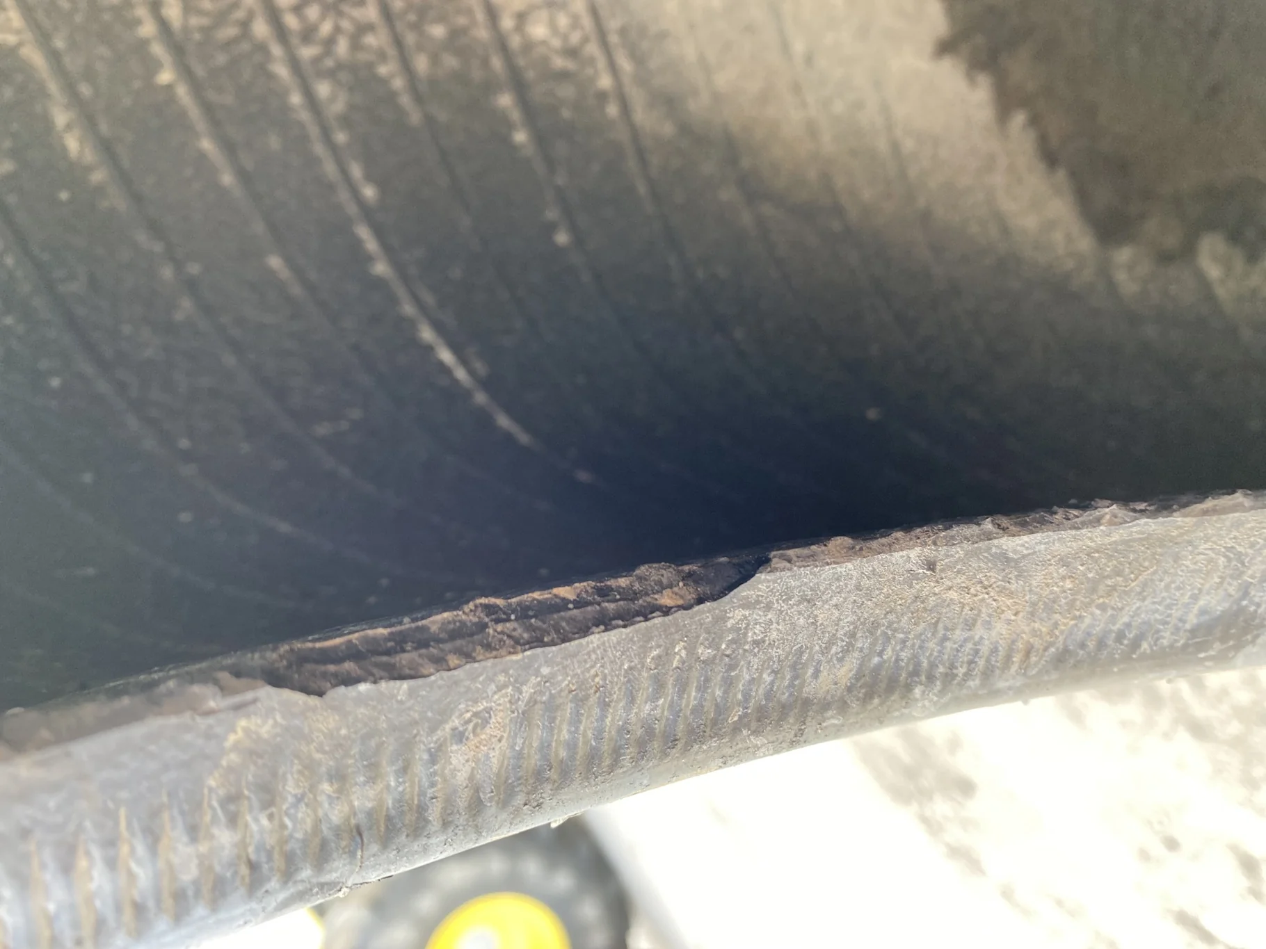 Used 55% 480/70R30 Titan AG49M R1W TL (Sidewall cuts, Road Wear, Lug Cut) - Fair Condition image 5