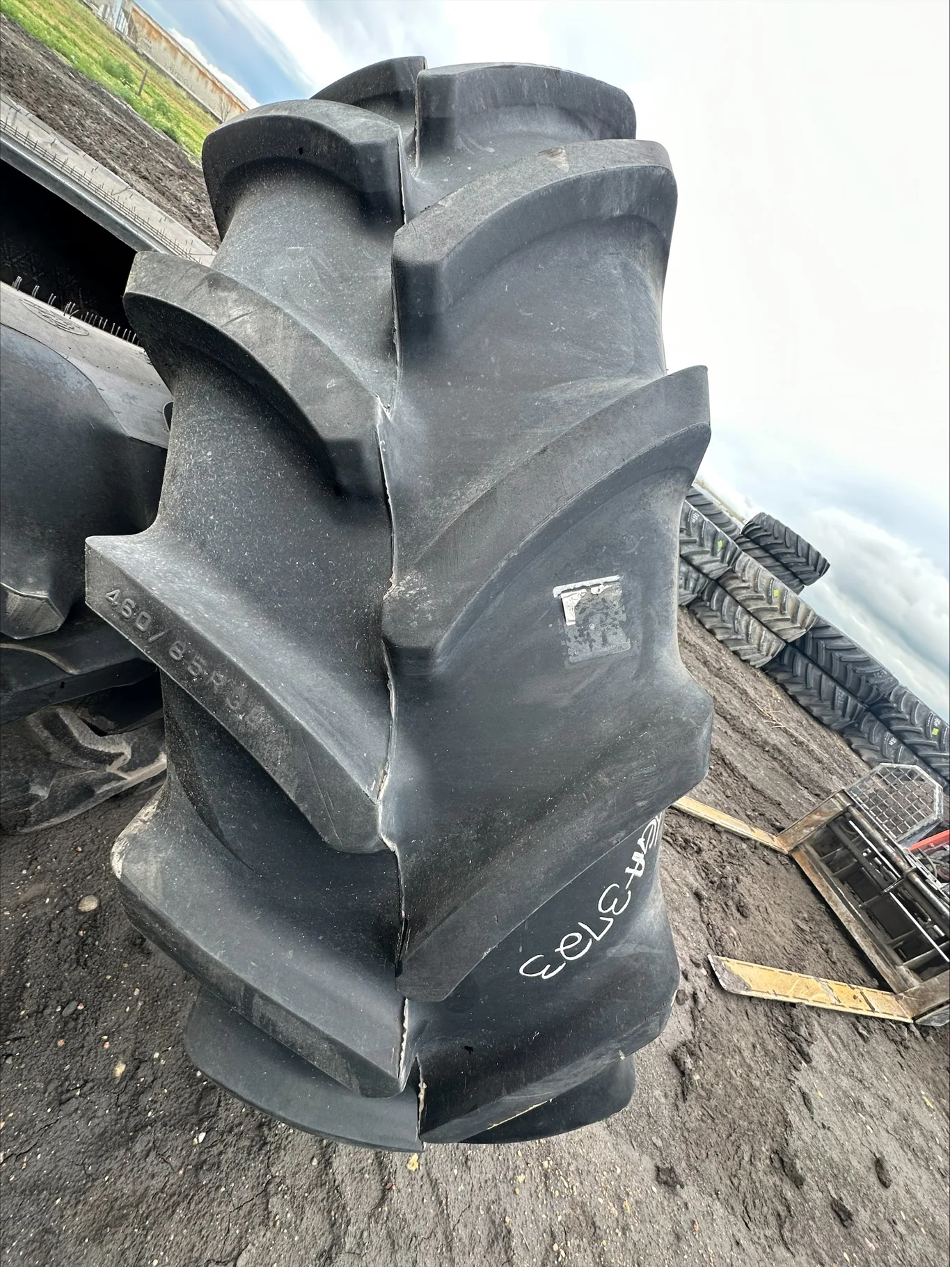 Take Off 460/85R38 Firestone Performer 85 R-1W 149D TL - Excellent Condition image 2
