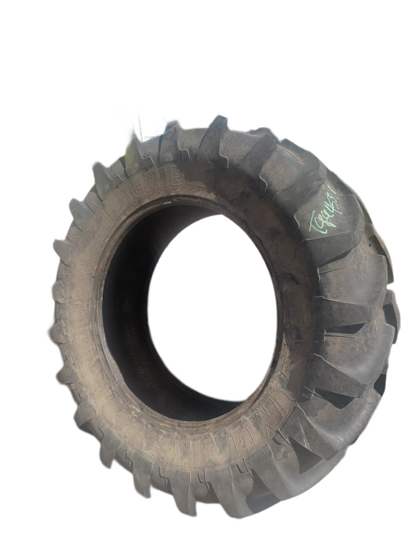 Used 75% 18.4R38 Michelin AgriBib R-1W (151A8/148B) TL - Good Condition  _x000D_
(Lug Cuts)