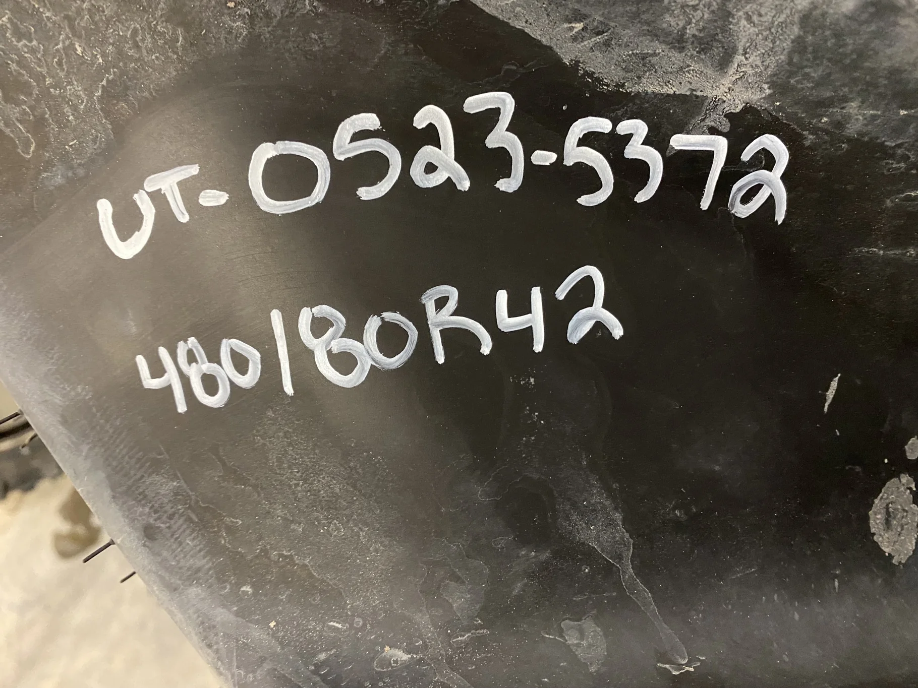 Take Off 480/80R42 (18.4R42) Mitas AC85 (151A8/151B) TL - lug stubble, Lug Cuts