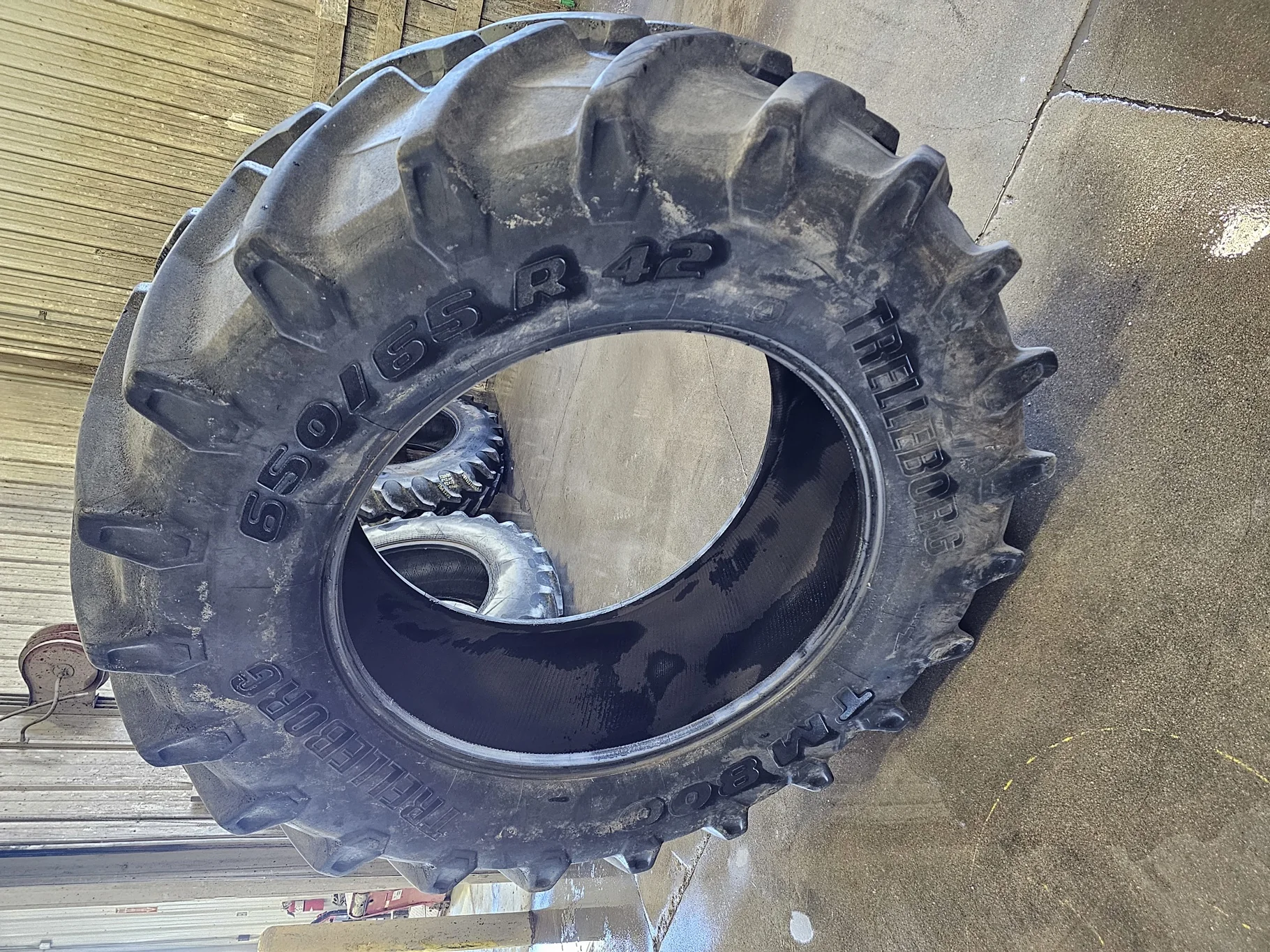 Used 75% 650/65R42 Trelleborg TM800 High Speed R-1W 158D TL (Stubble, Weathering Between Lugs, Lug C image 2
