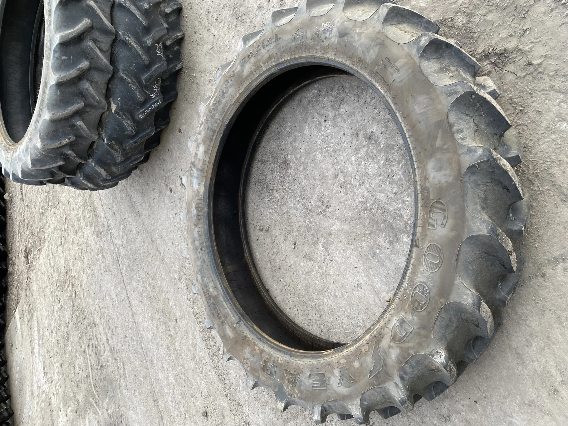 Used 90% 380/90R54 Goodyear Super Traction Radial DT800 152B - Good Condition