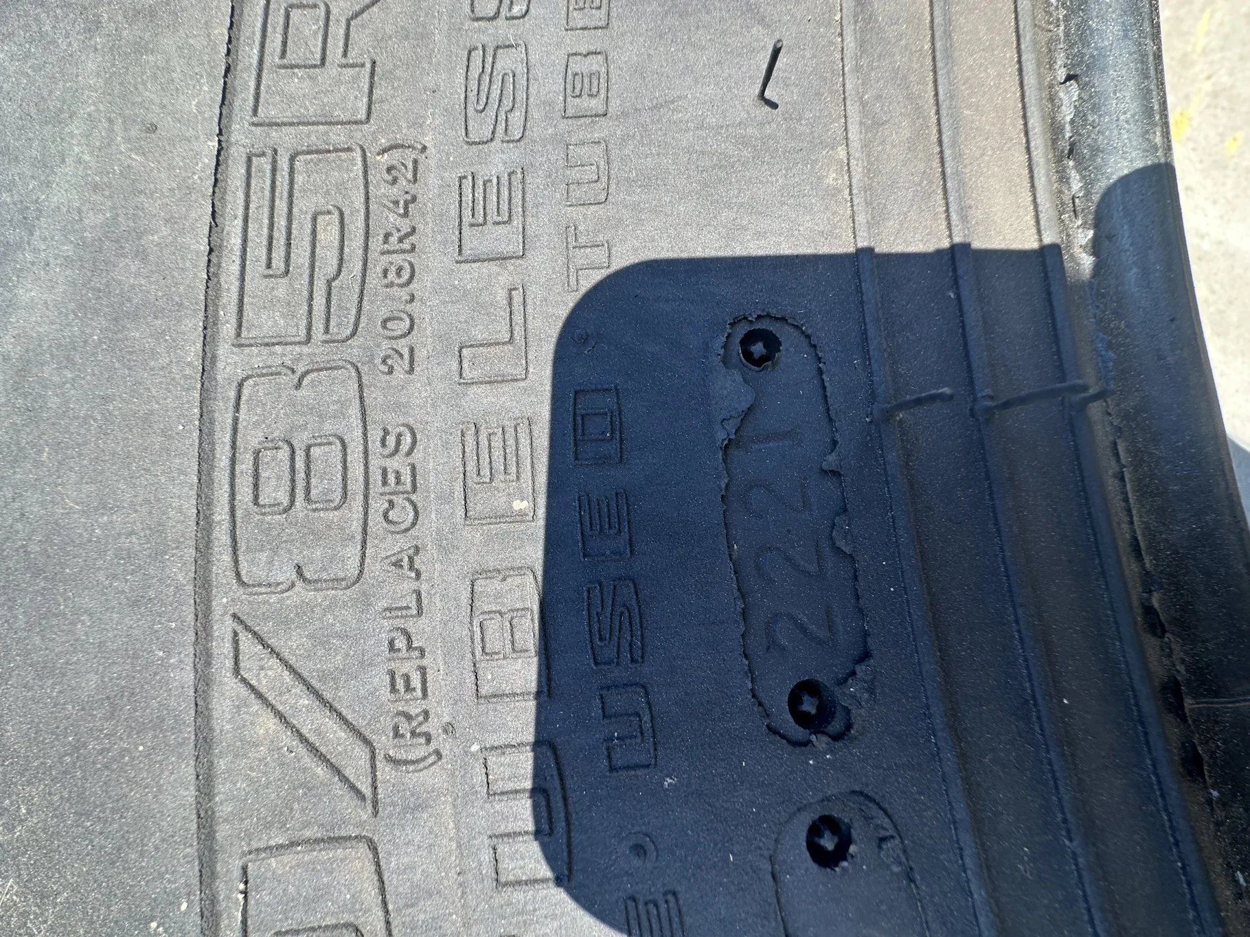 USED 520/85R42 GY SPECIAL SURE GRIP TD8 RADIAL R-2 (162A8/B) TL image 9