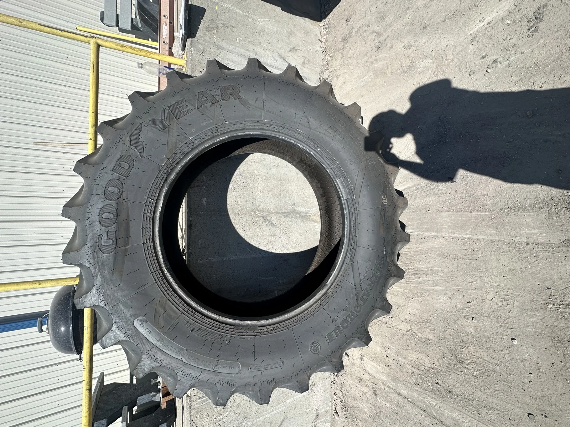 Take Off 520/85R38 Goodyear UltraTorque R-1 155B TL - Excellent Condition image 2